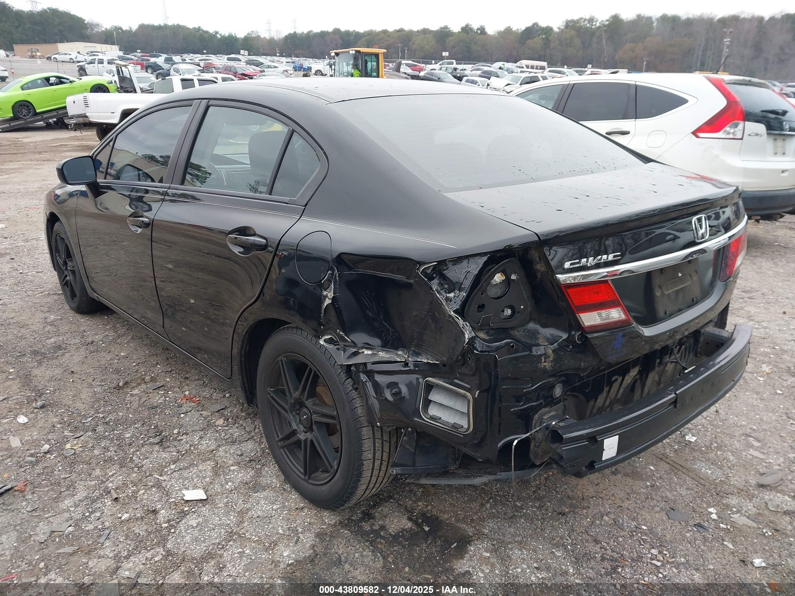 HONDA CIVIC image 3