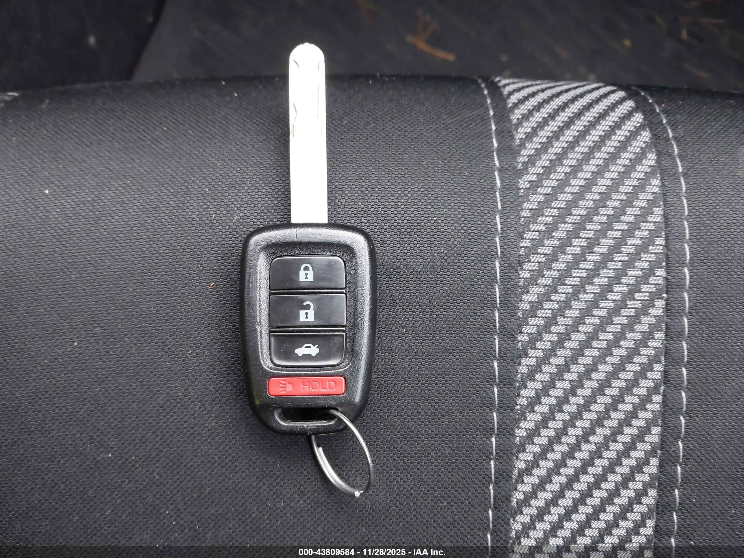 HONDA CIVIC image 11
