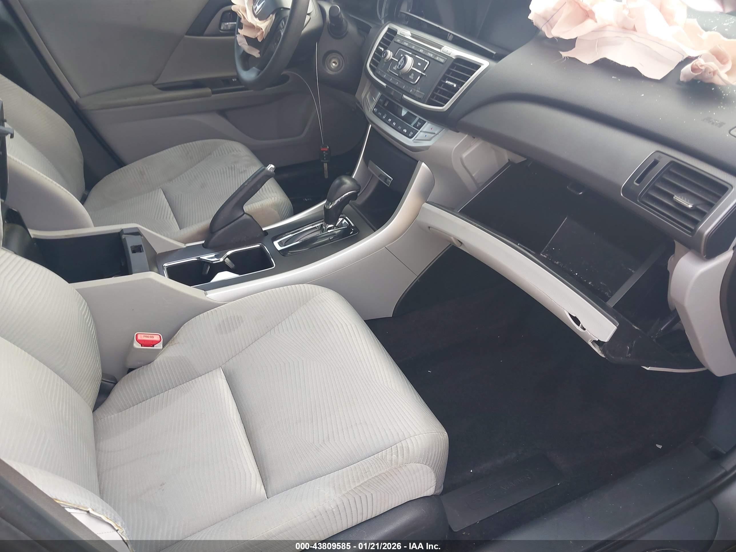 HONDA ACCORD image 5