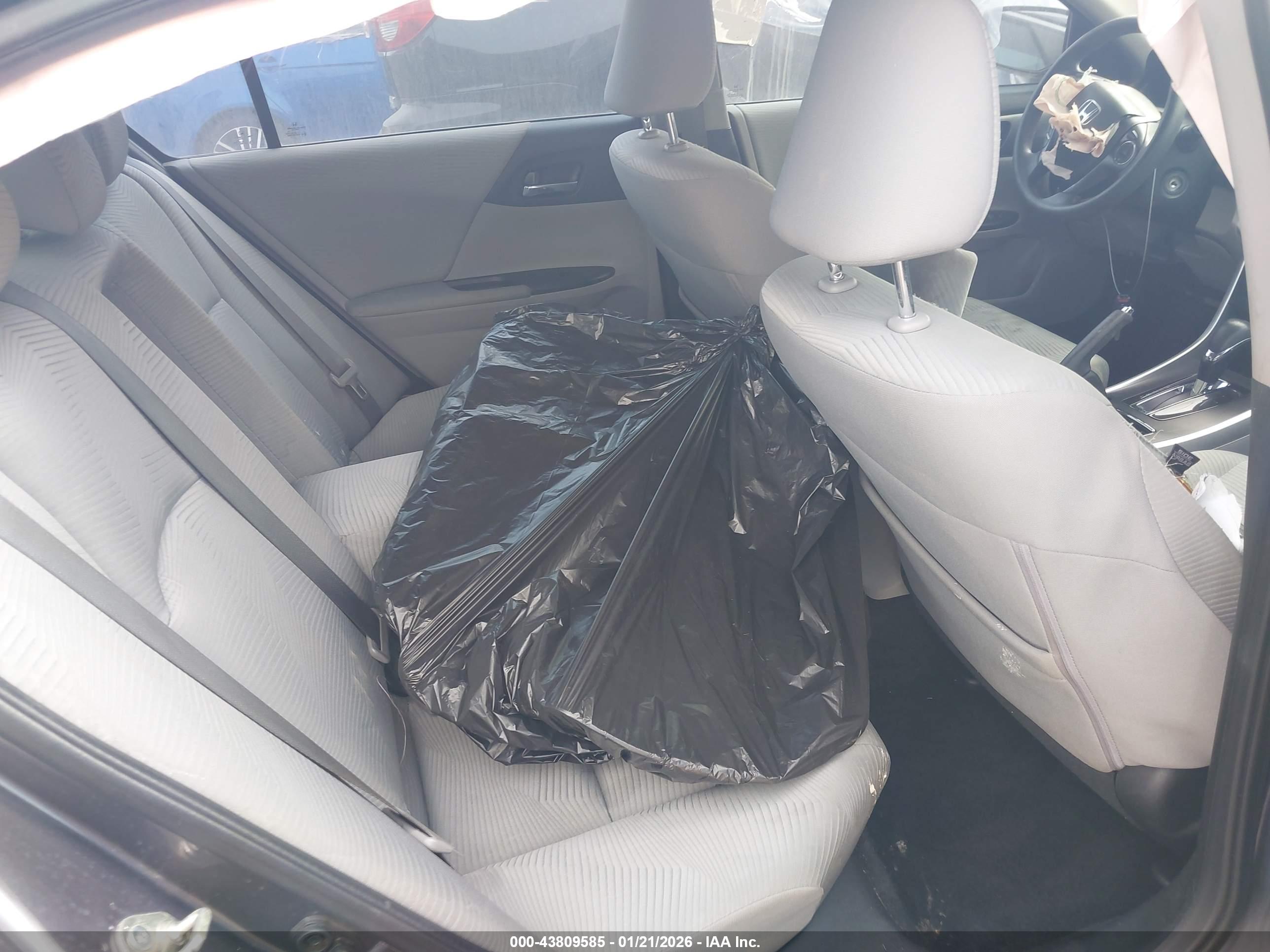 HONDA ACCORD image 8