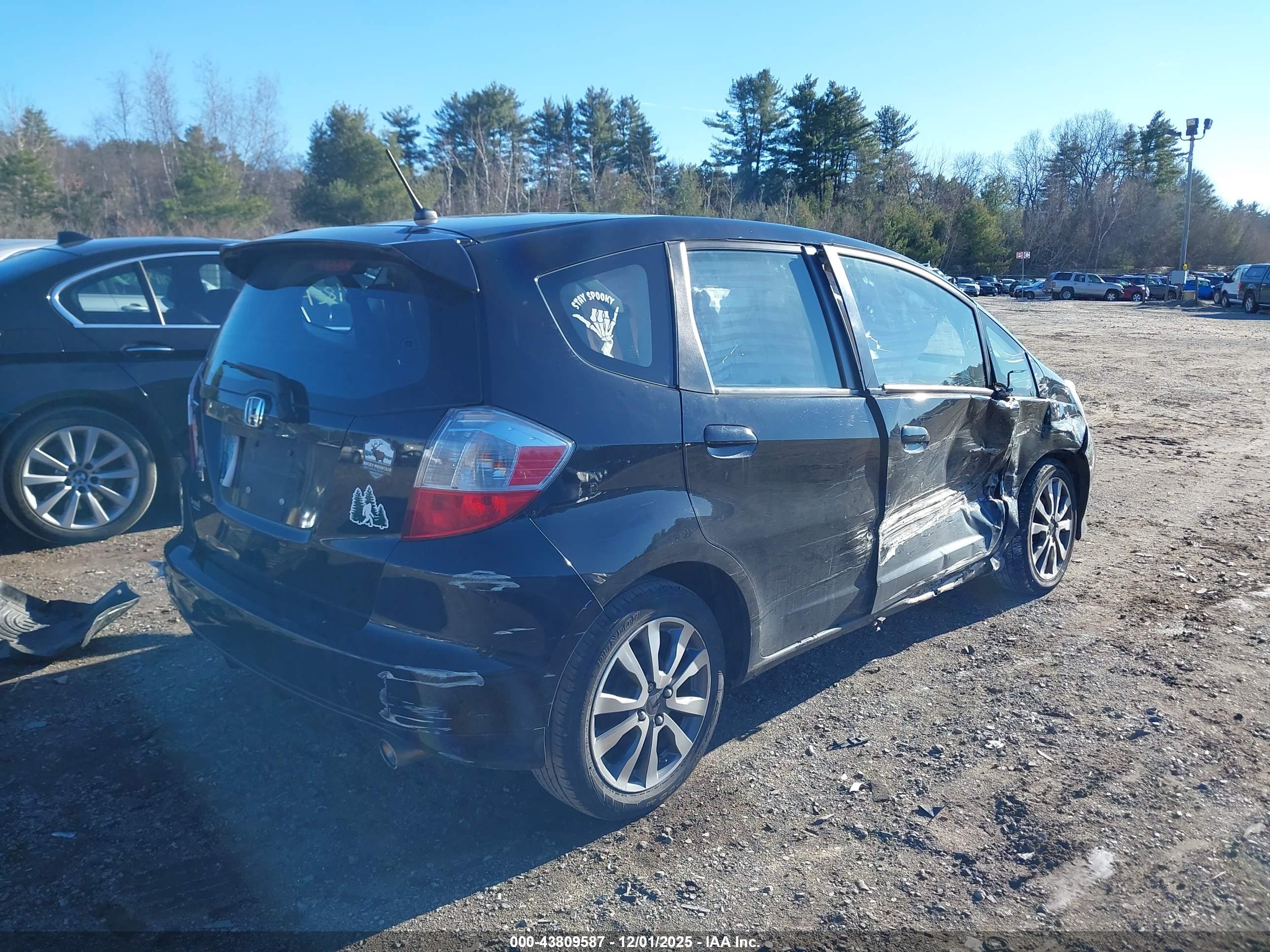 HONDA FIT image 4