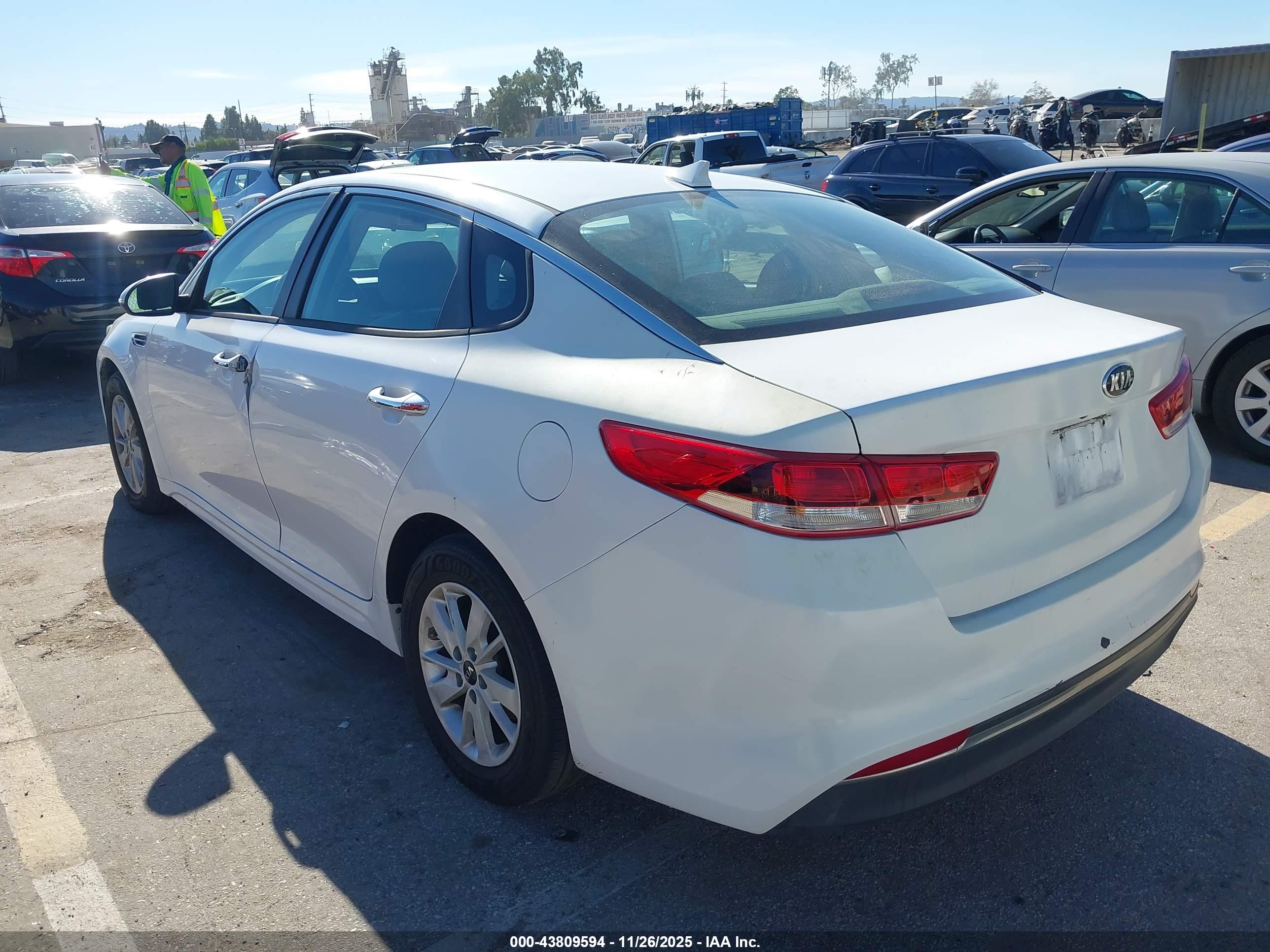 KIA OPTIMA image 3