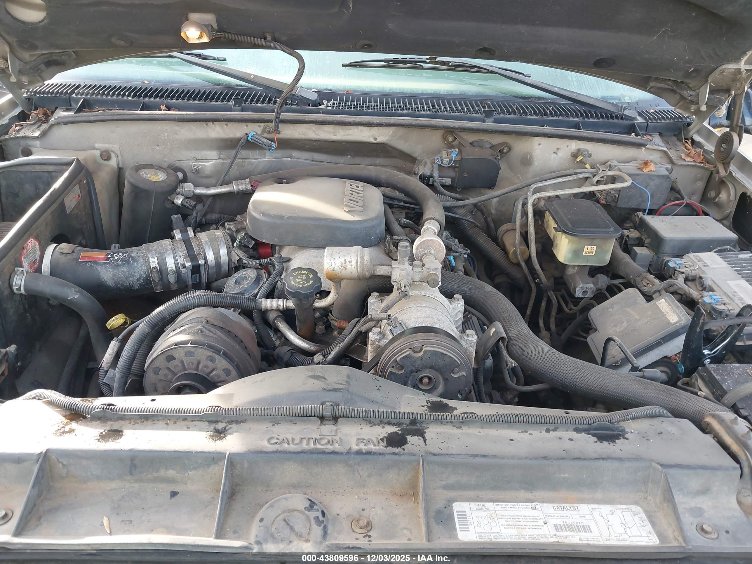 CHEVROLET C3500 image 10