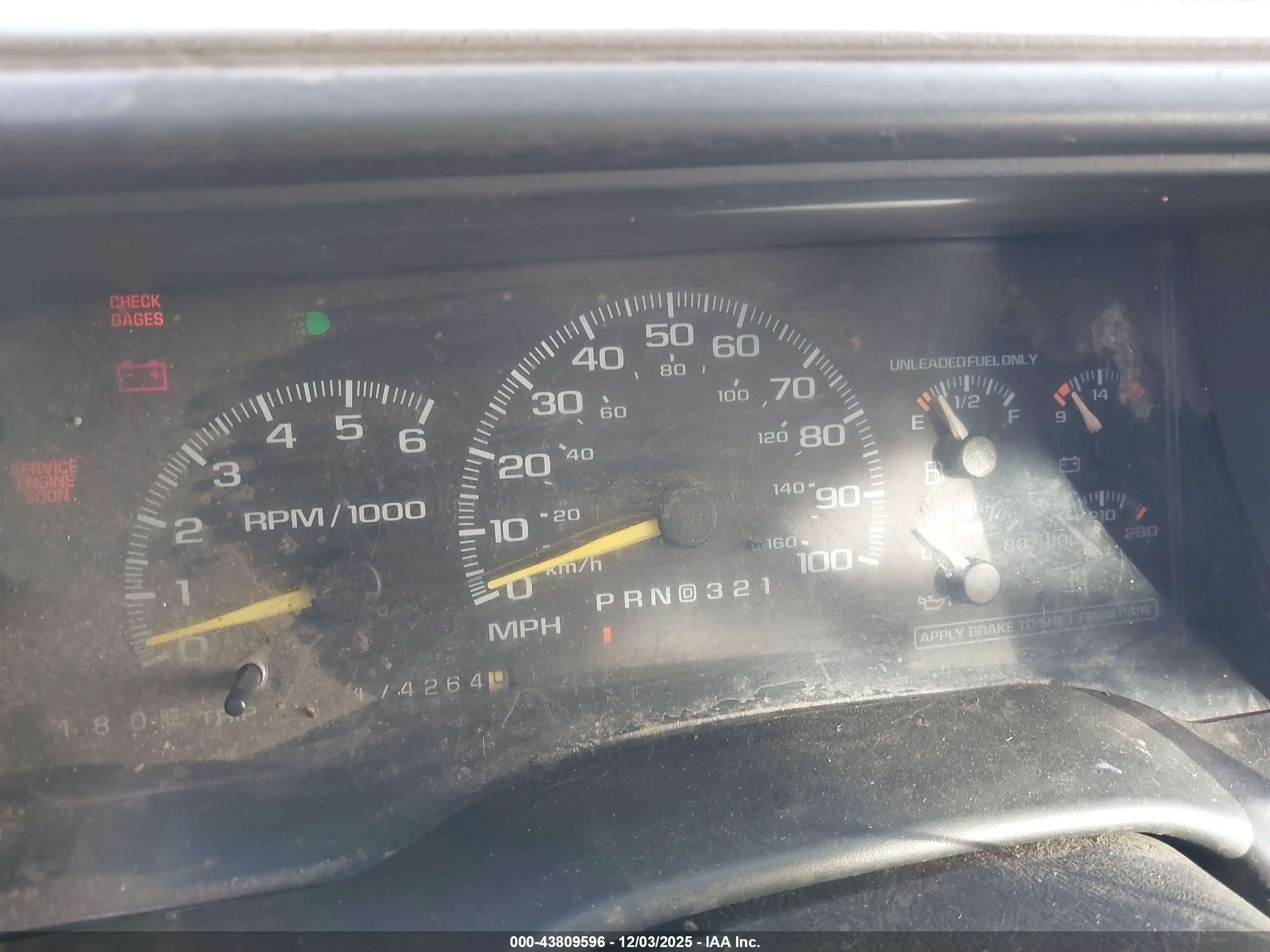 CHEVROLET C3500 image 7