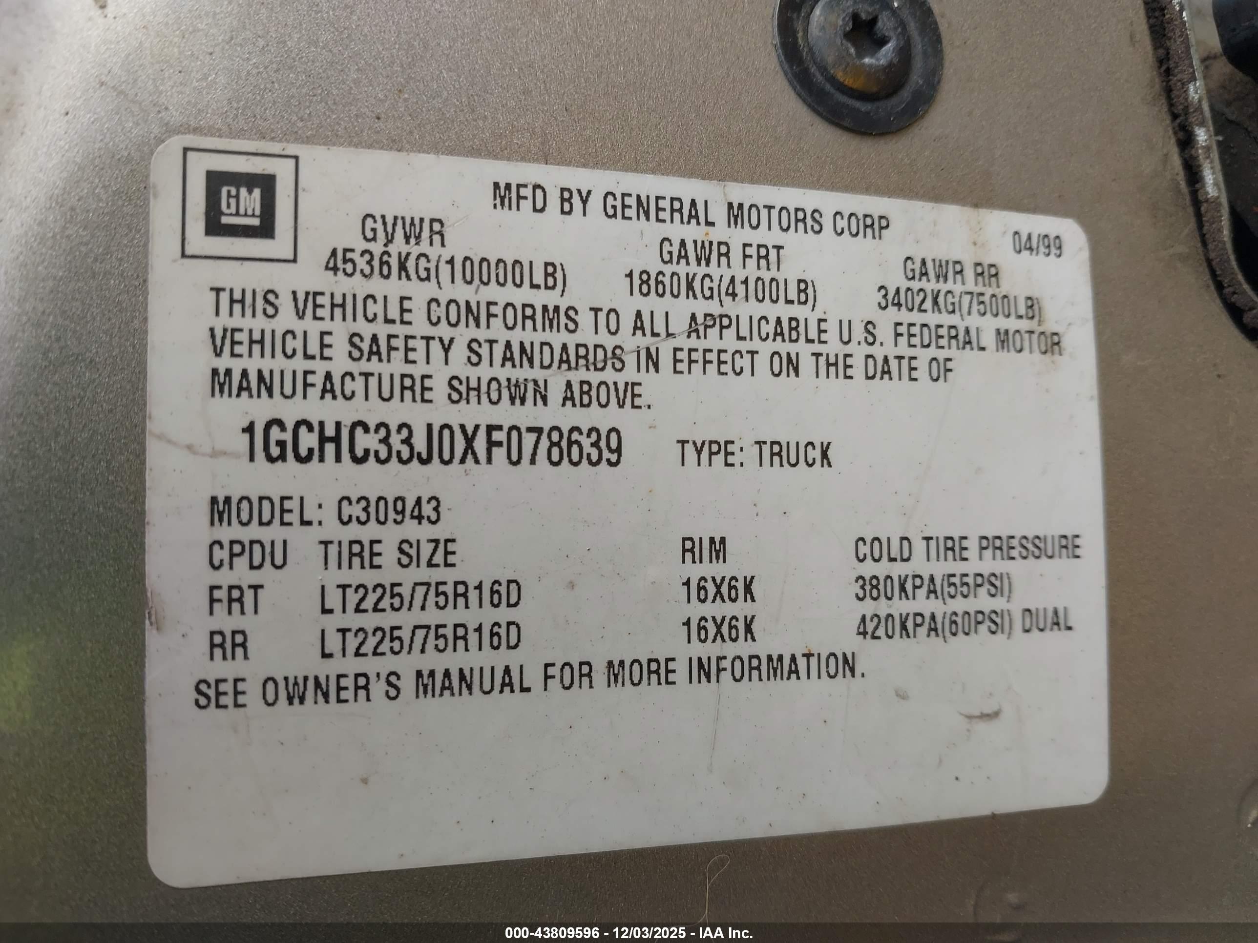 CHEVROLET C3500 image 9