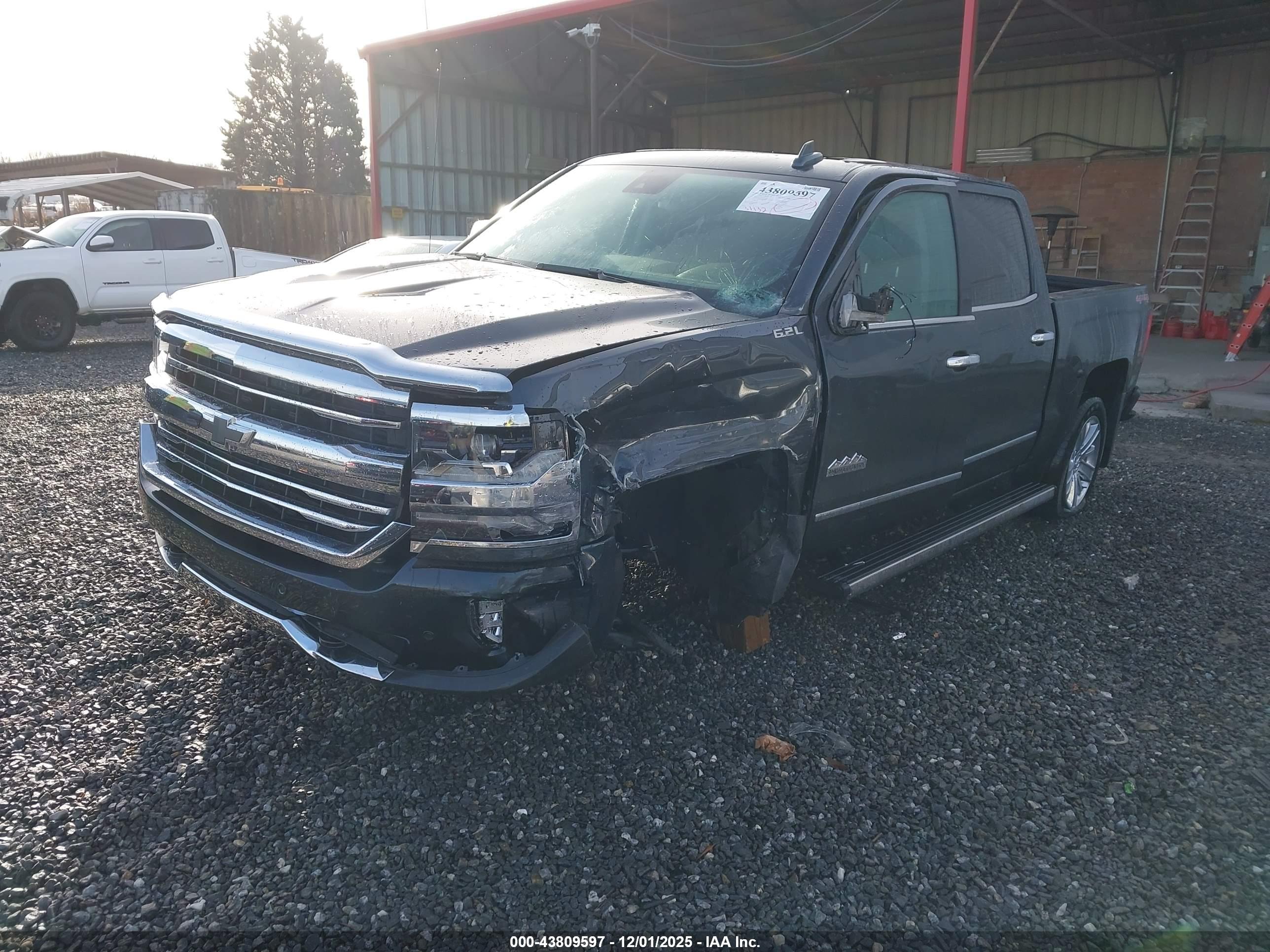 CHEVROLET SILVERADO image 2