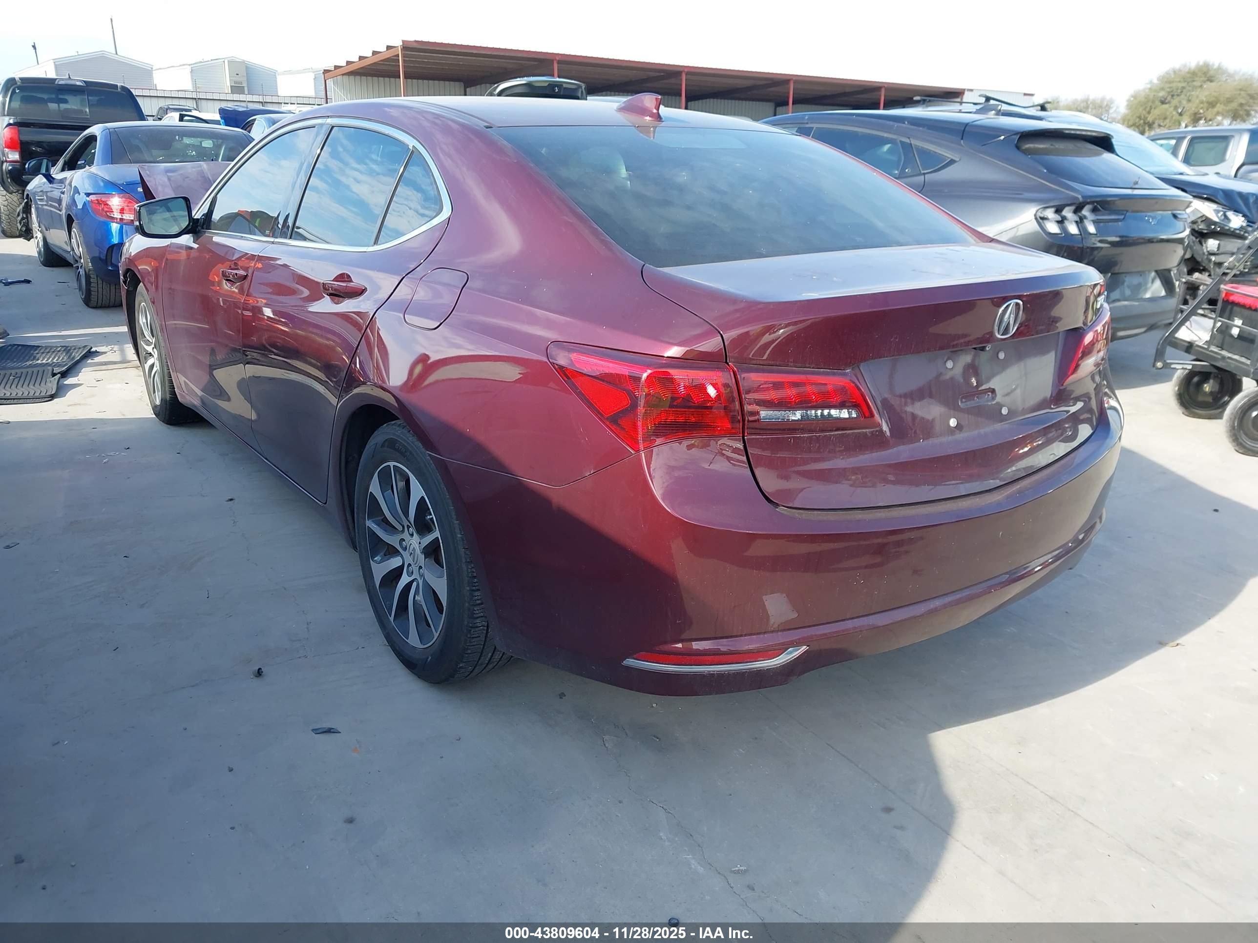 ACURA TLX image 3