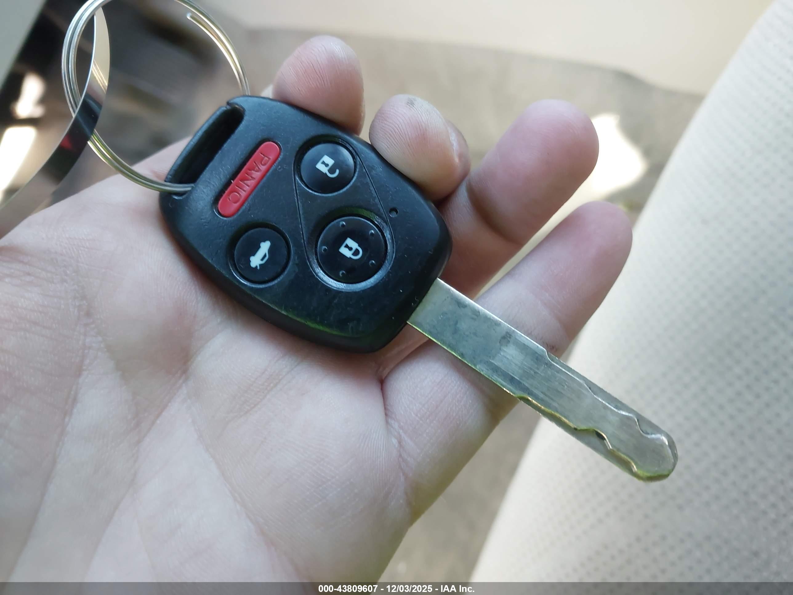 HONDA CIVIC image 11