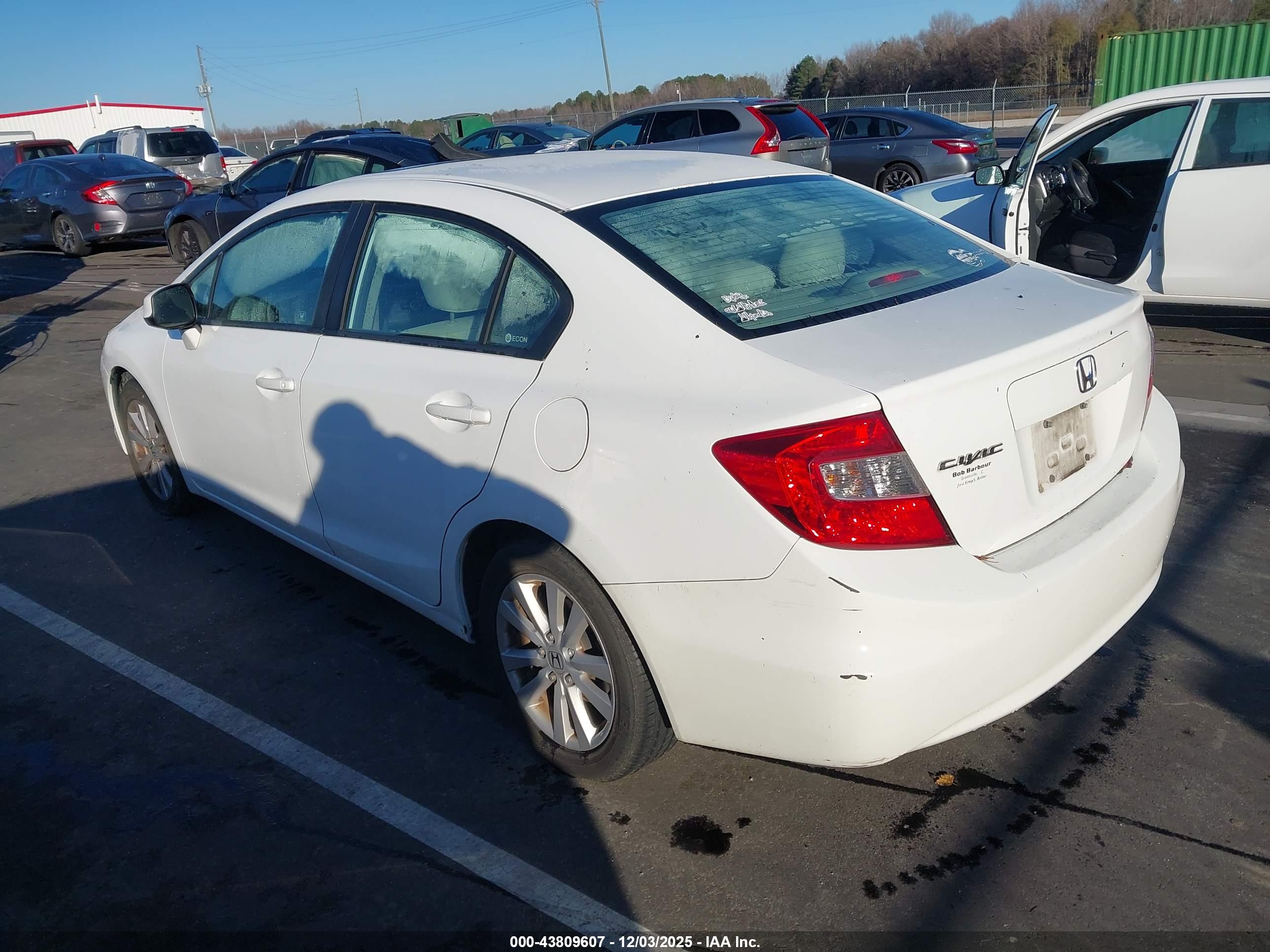 HONDA CIVIC image 3
