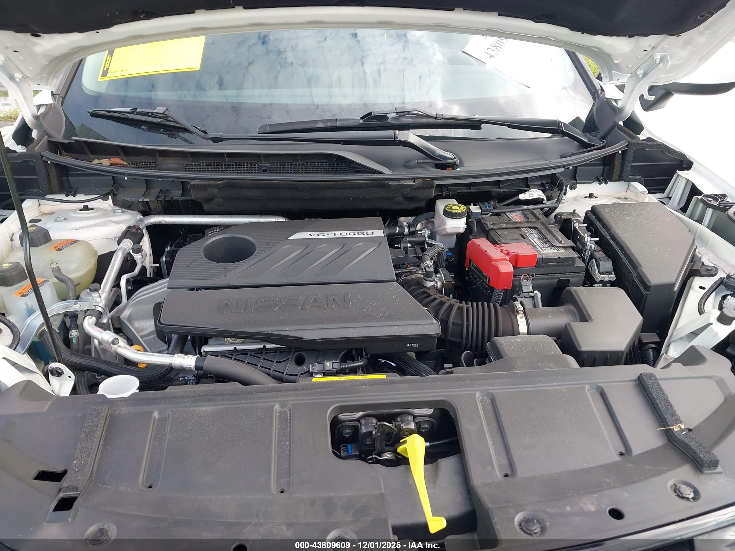 NISSAN ROGUE image 10