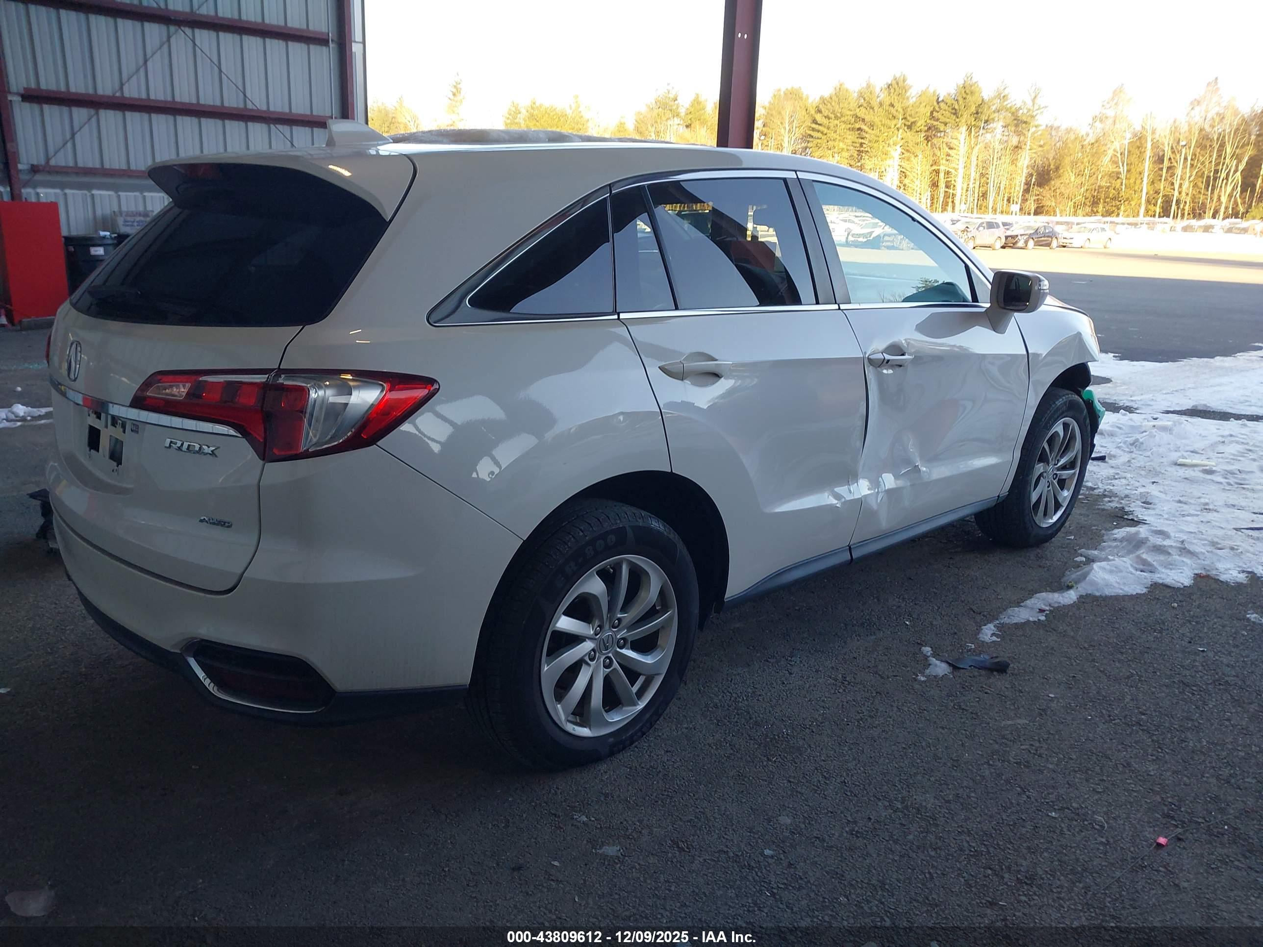 ACURA RDX image 4