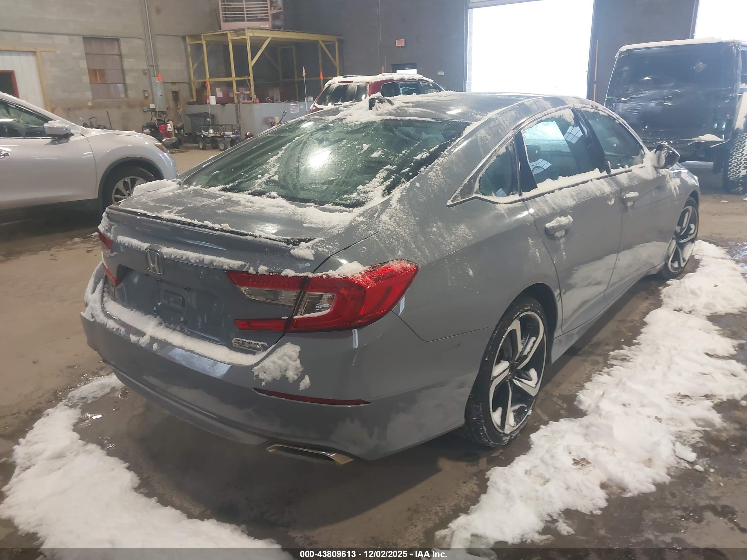 HONDA ACCORD image 4