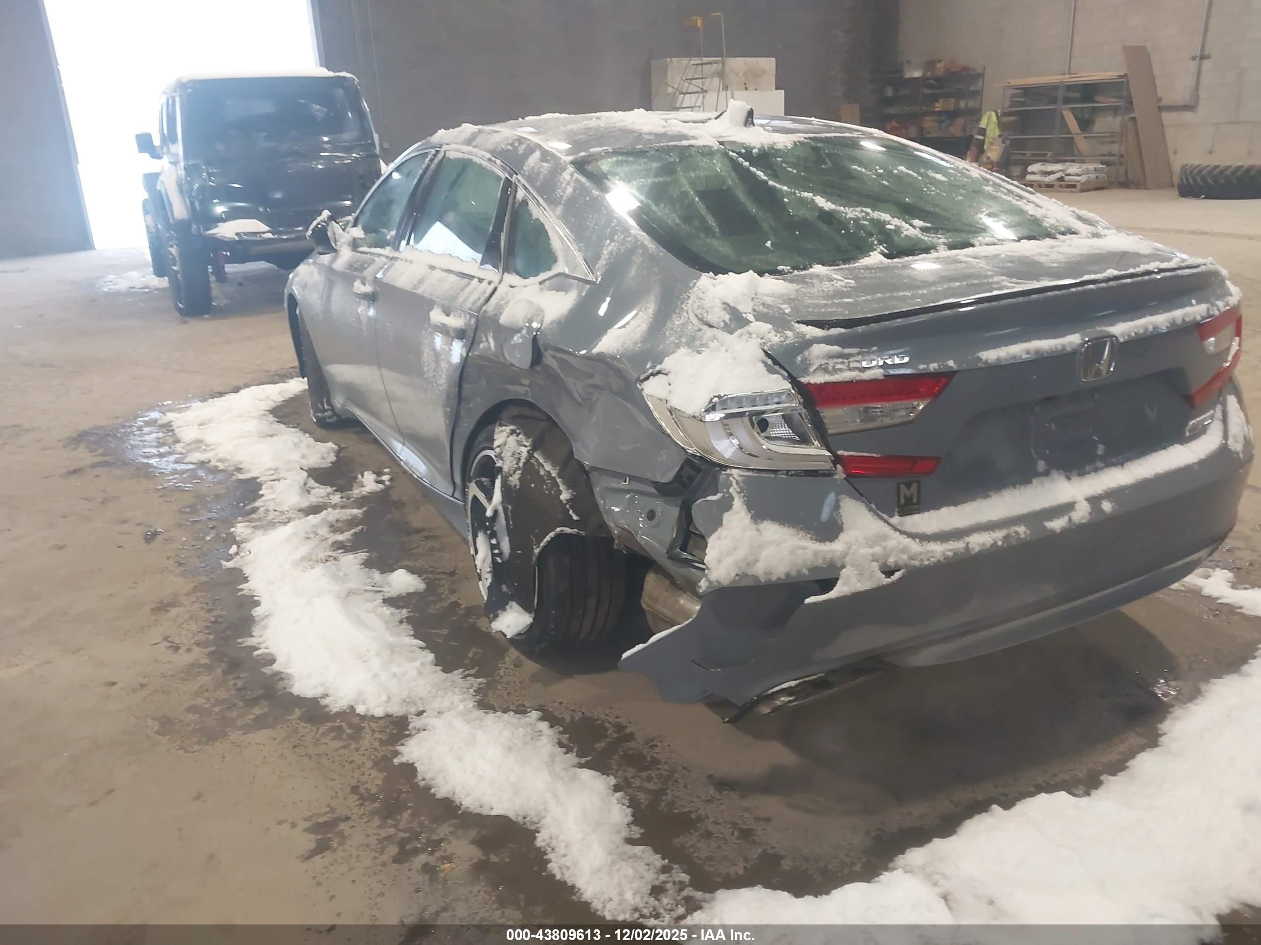 HONDA ACCORD image 6