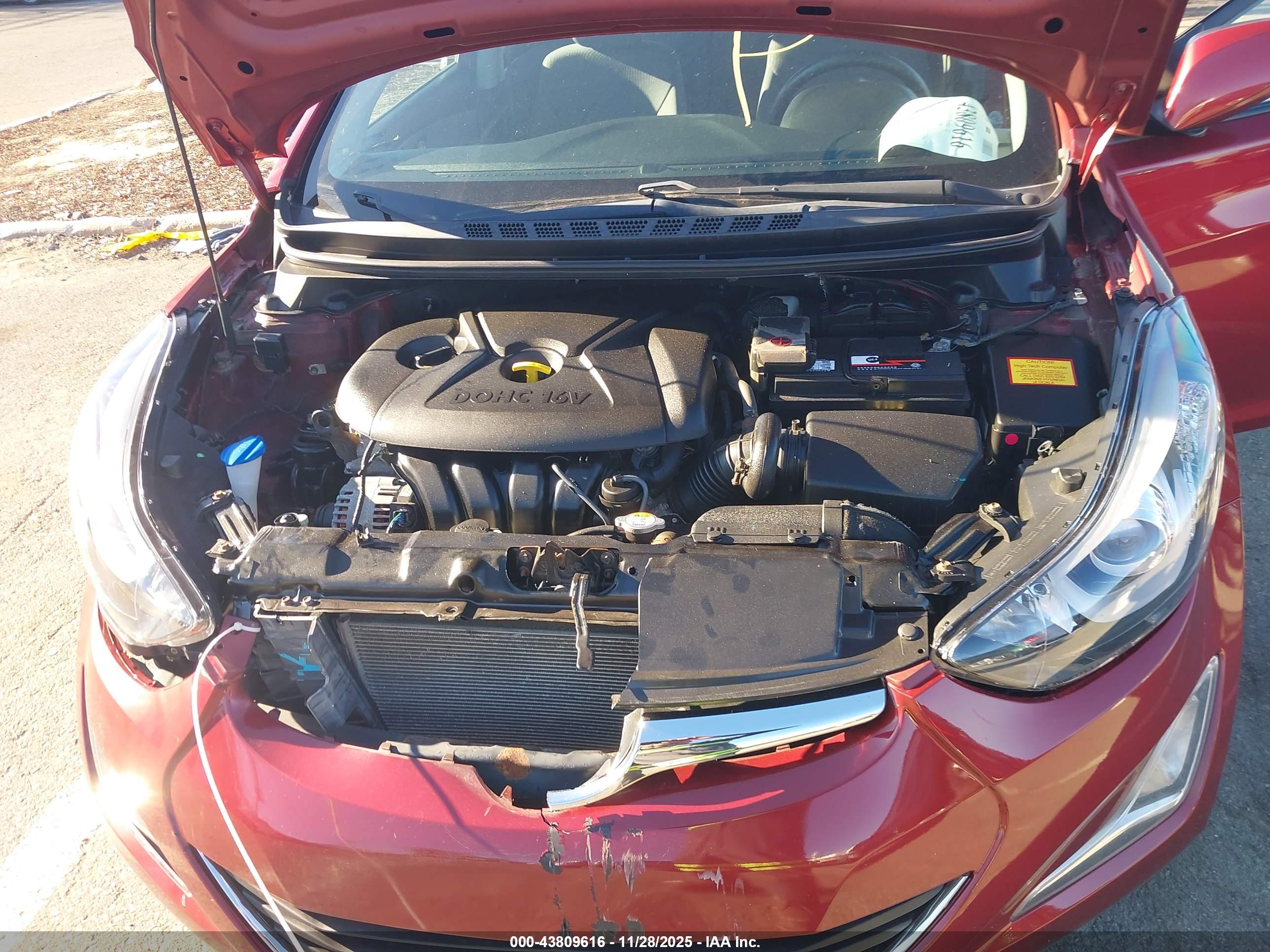 HYUNDAI ELANTRA image 10