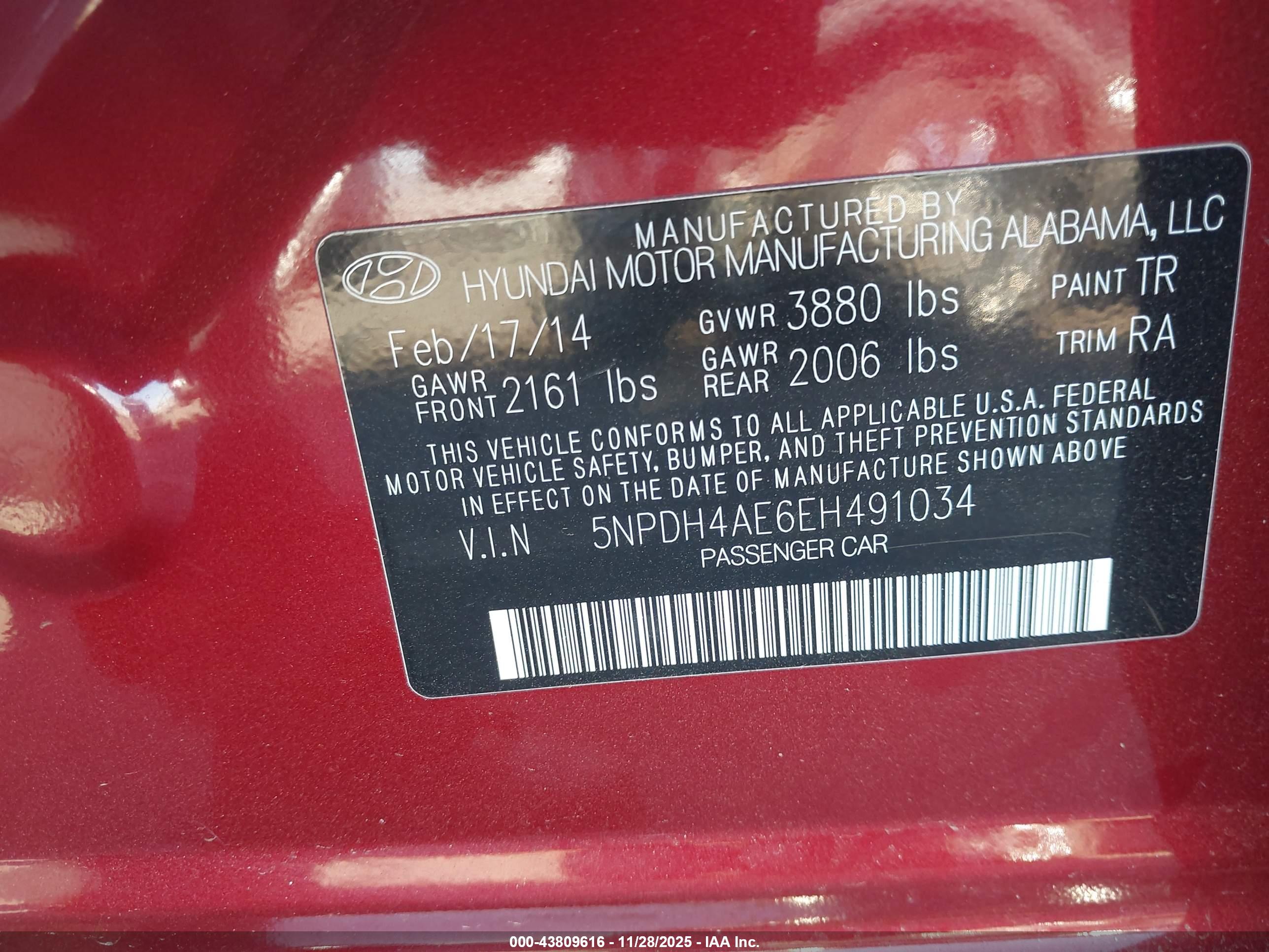 HYUNDAI ELANTRA image 9