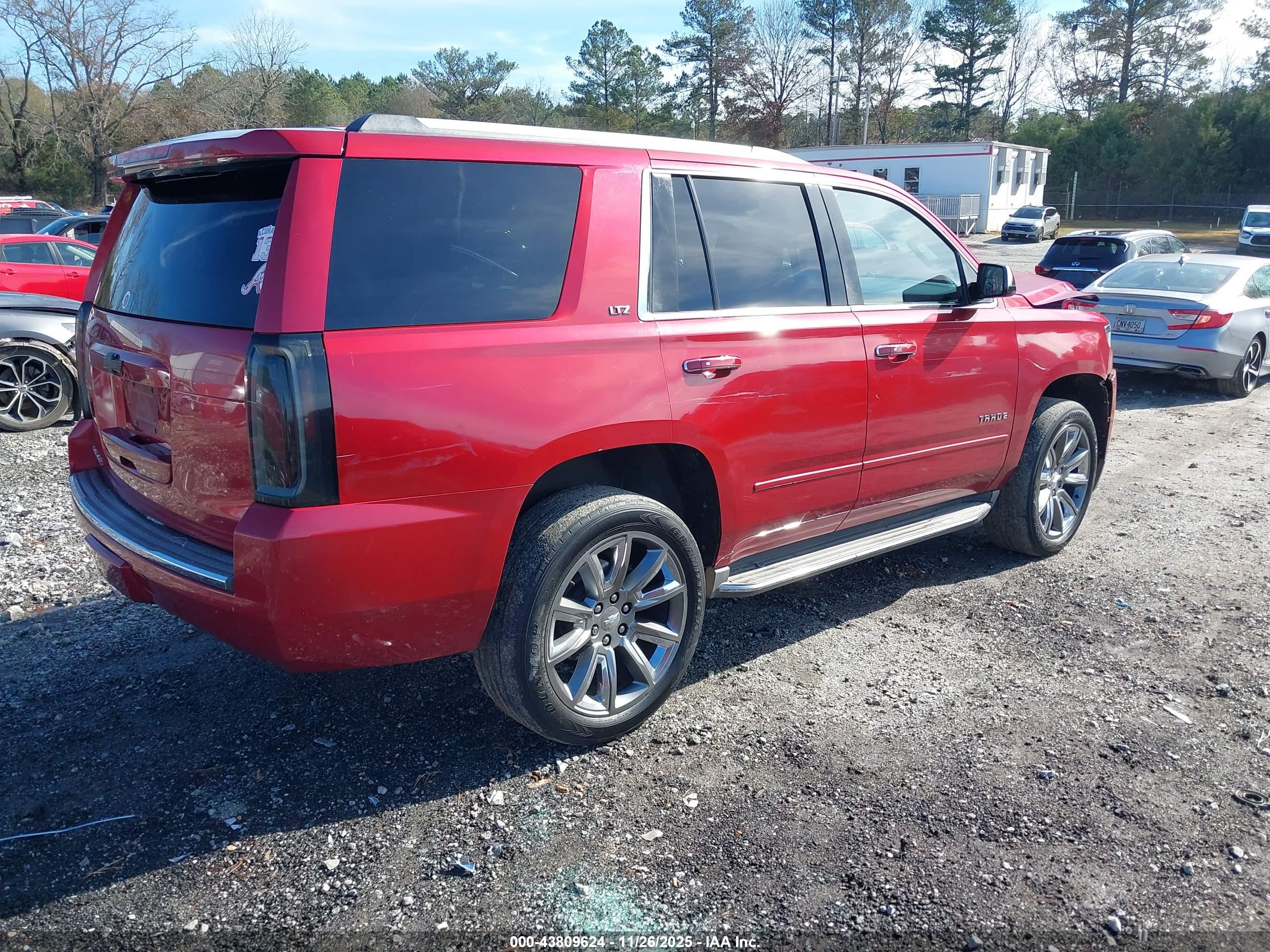 CHEVROLET TAHOE image 4