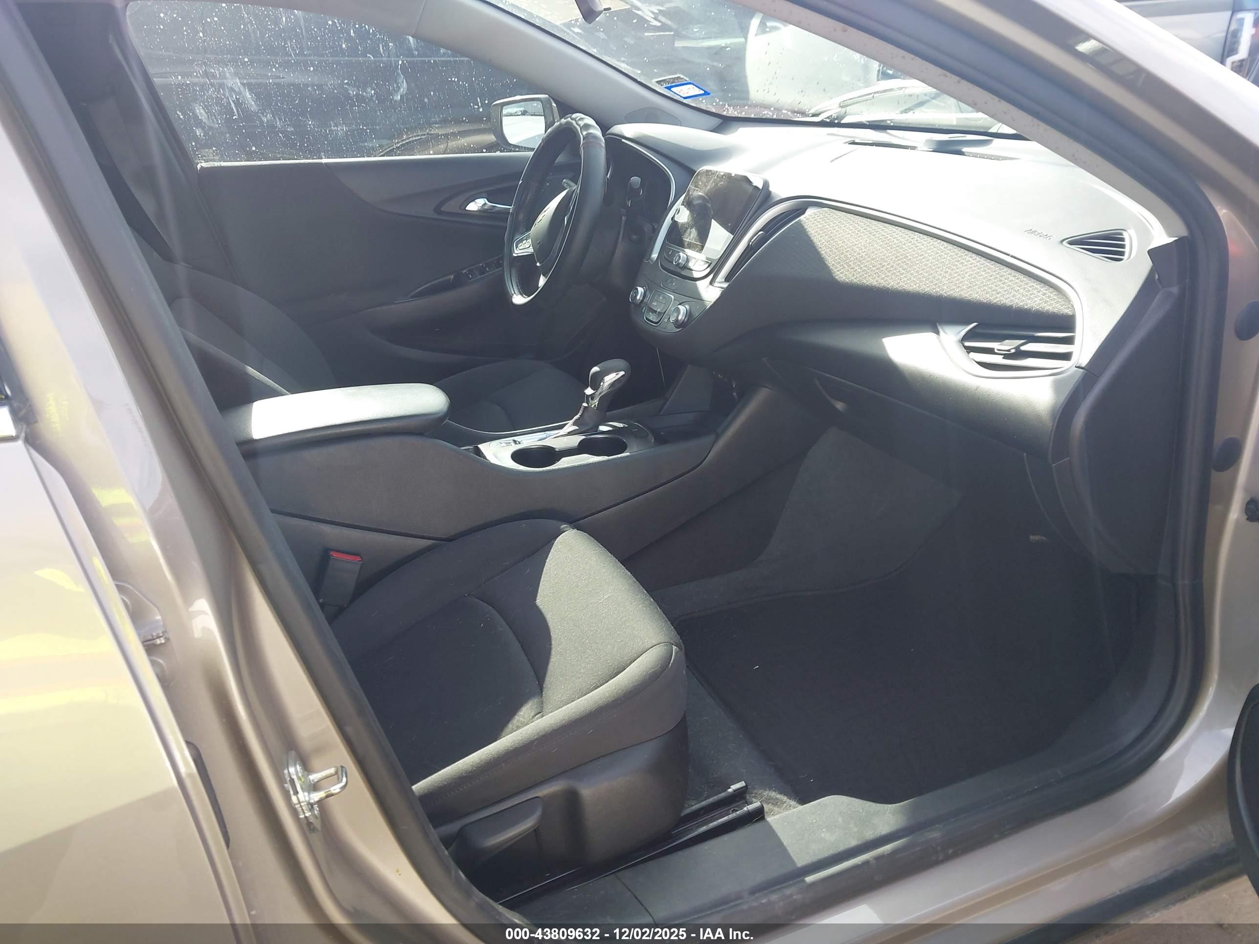 CHEVROLET MALIBU image 5