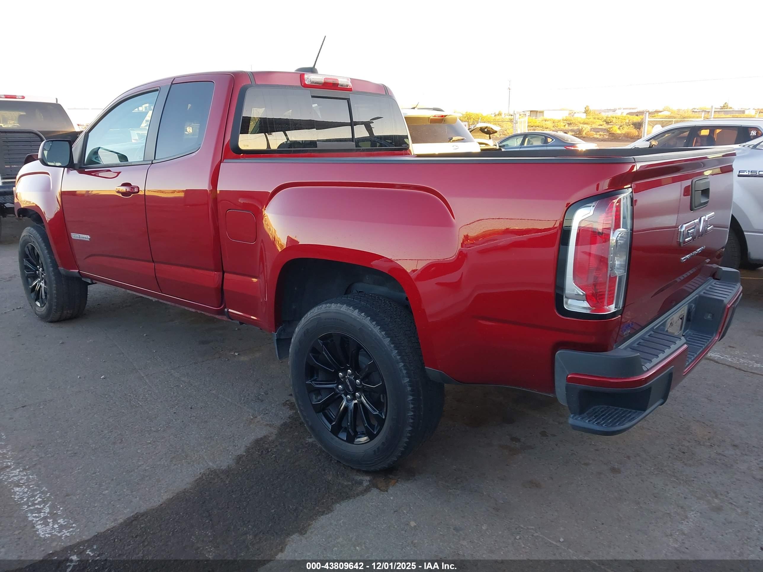 GMC CANYON image 3