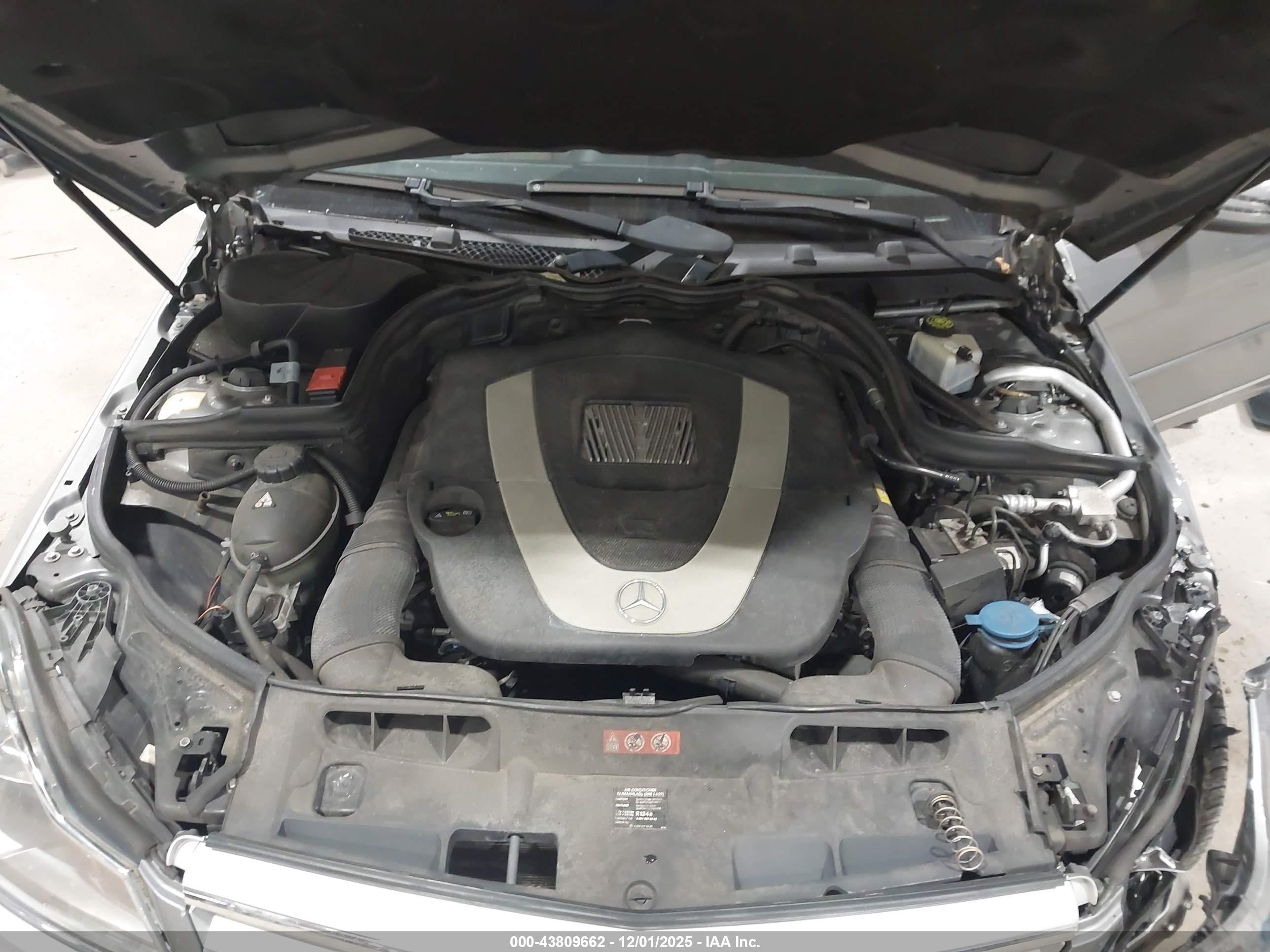 MERCEDES-BENZ C image 10