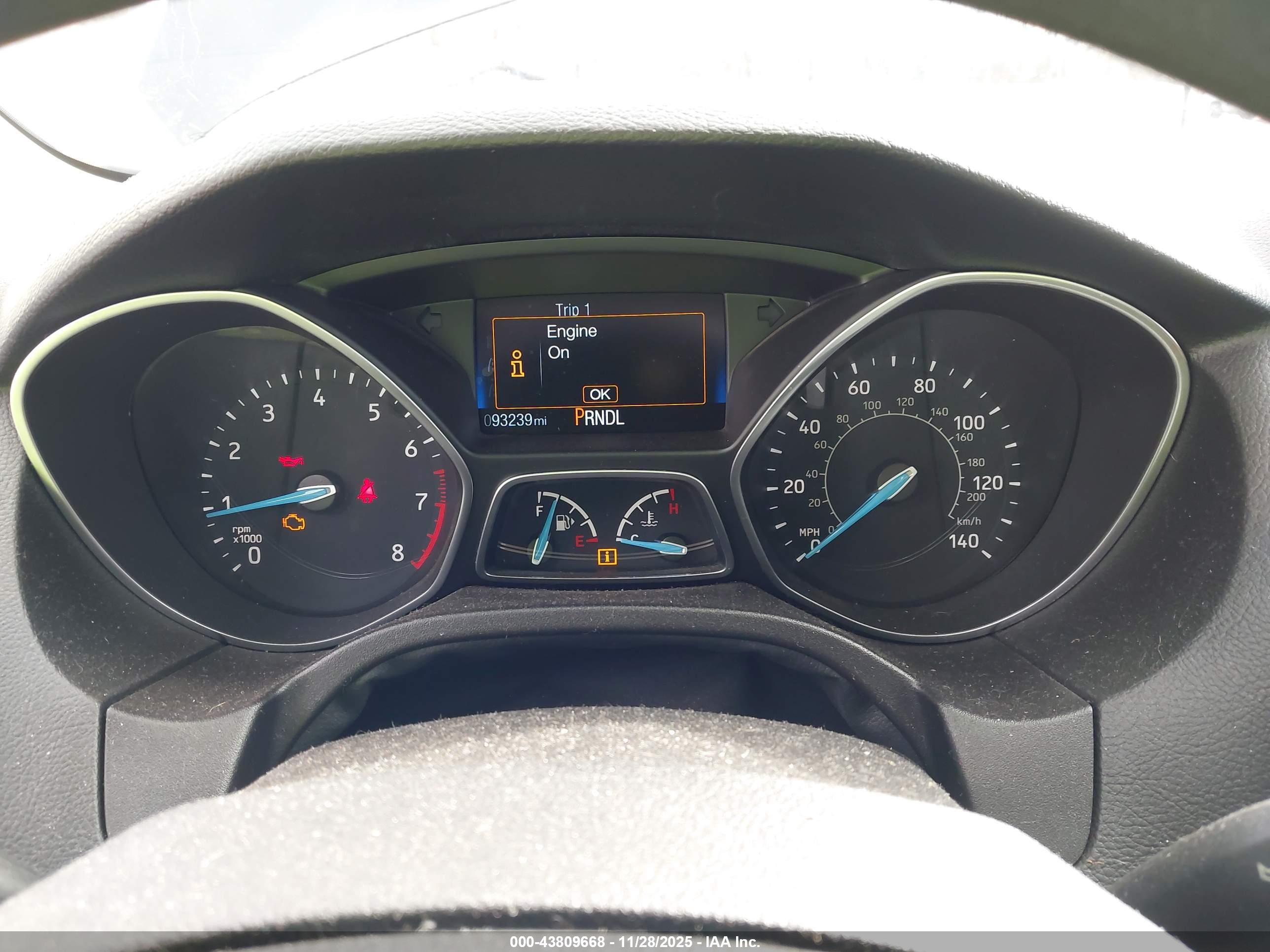FORD FOCUS image 7