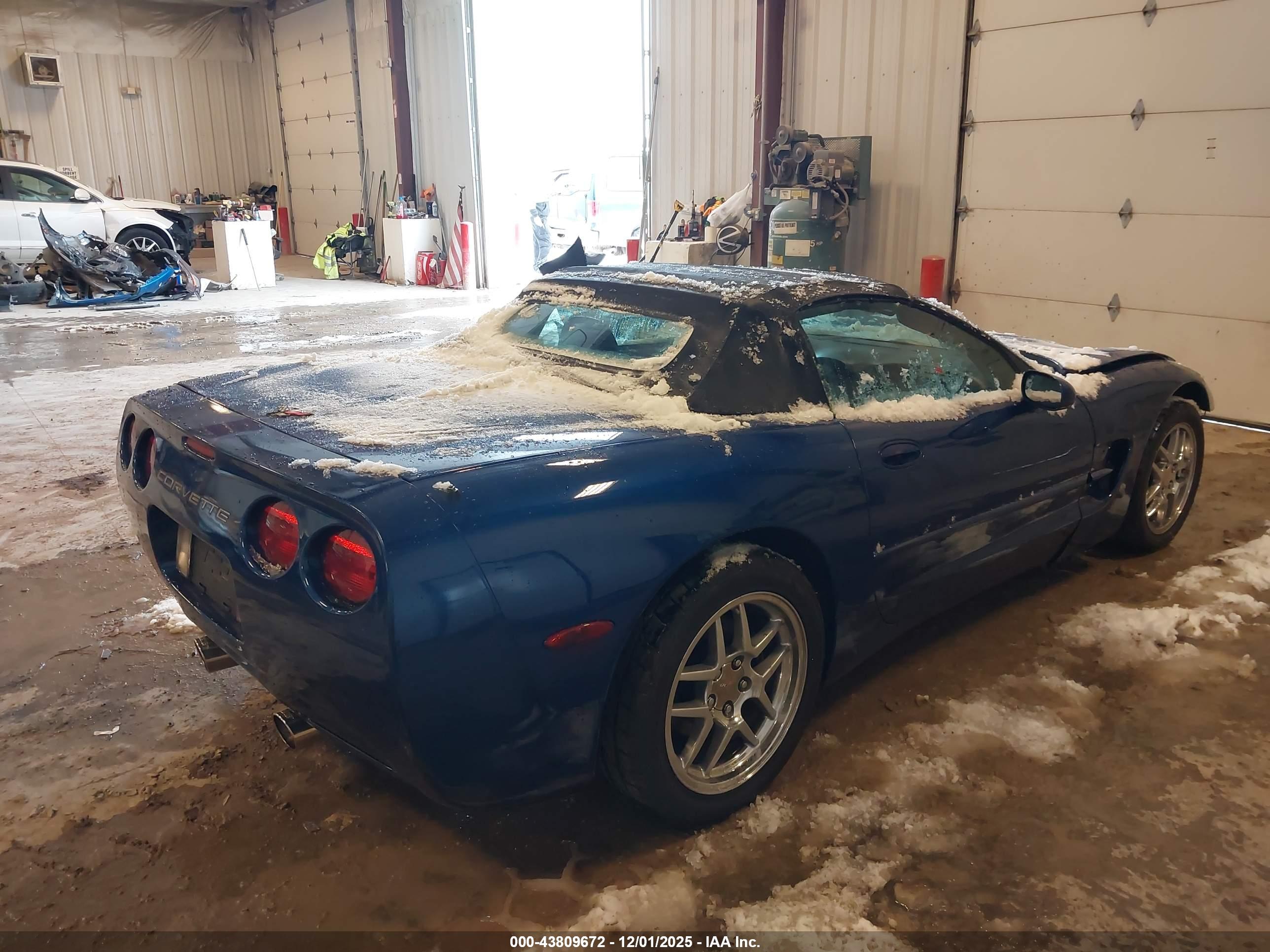 CHEVROLET CORVETTE image 4