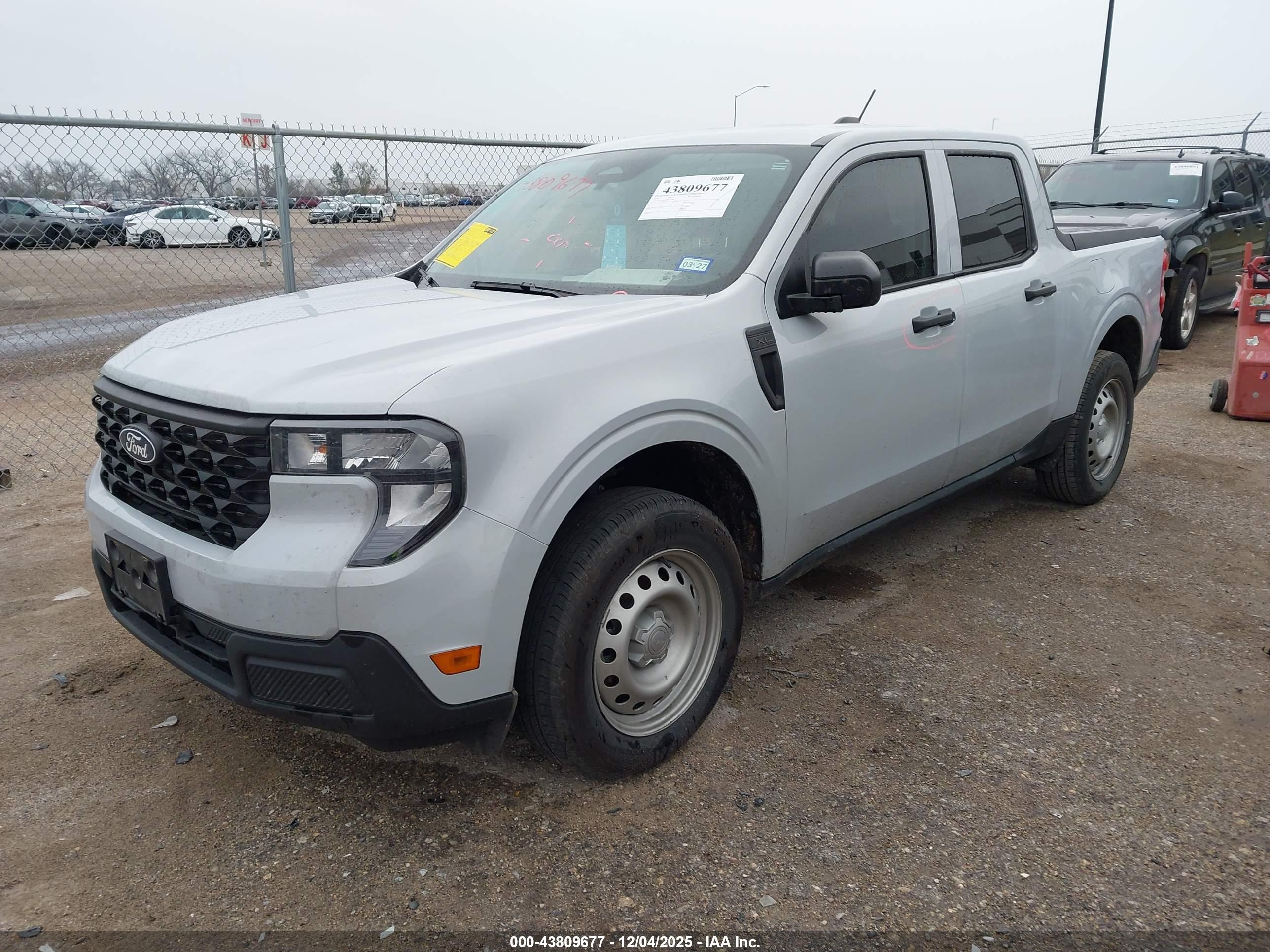 FORD MAVERICK image 2