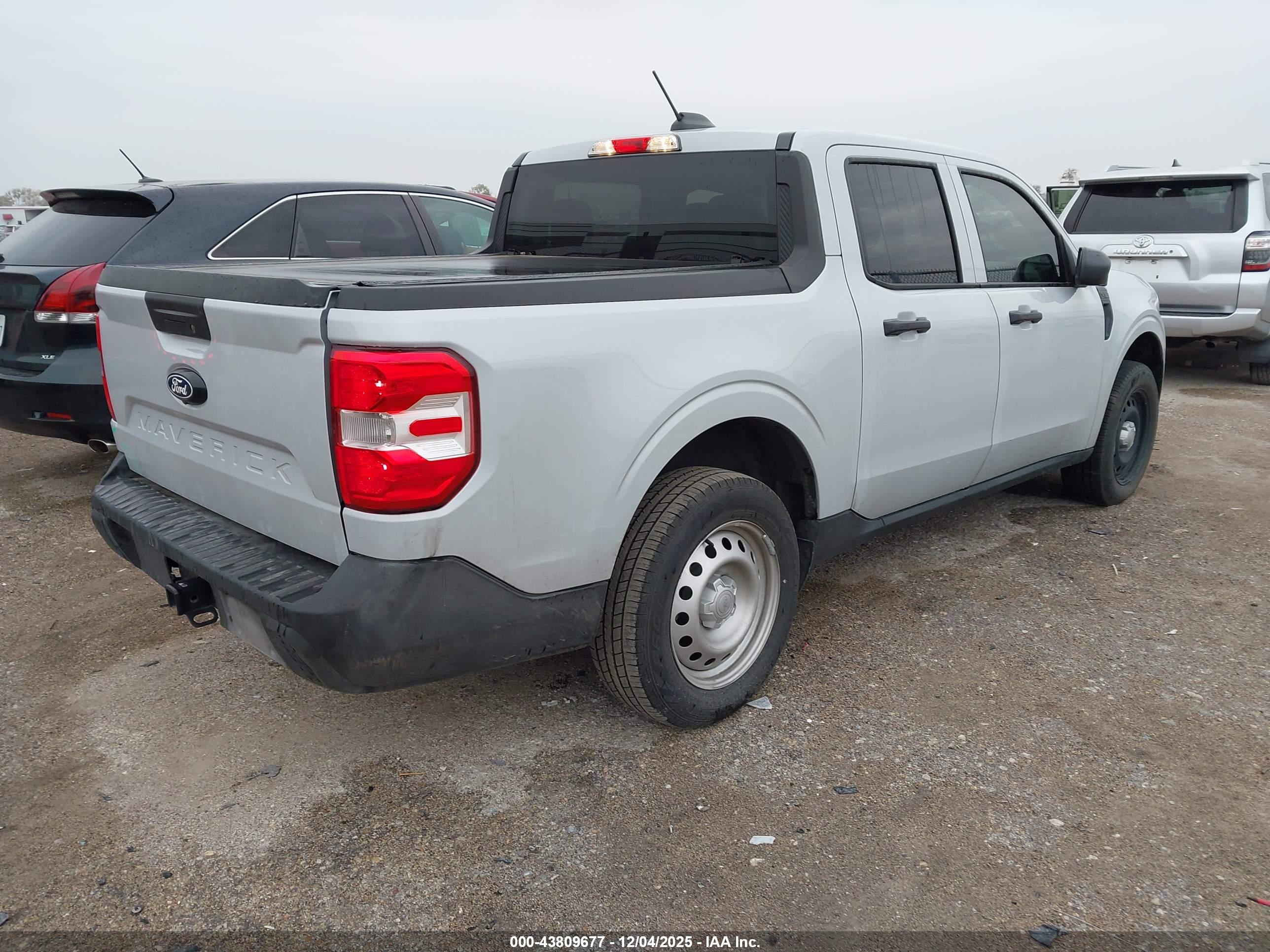 FORD MAVERICK image 4