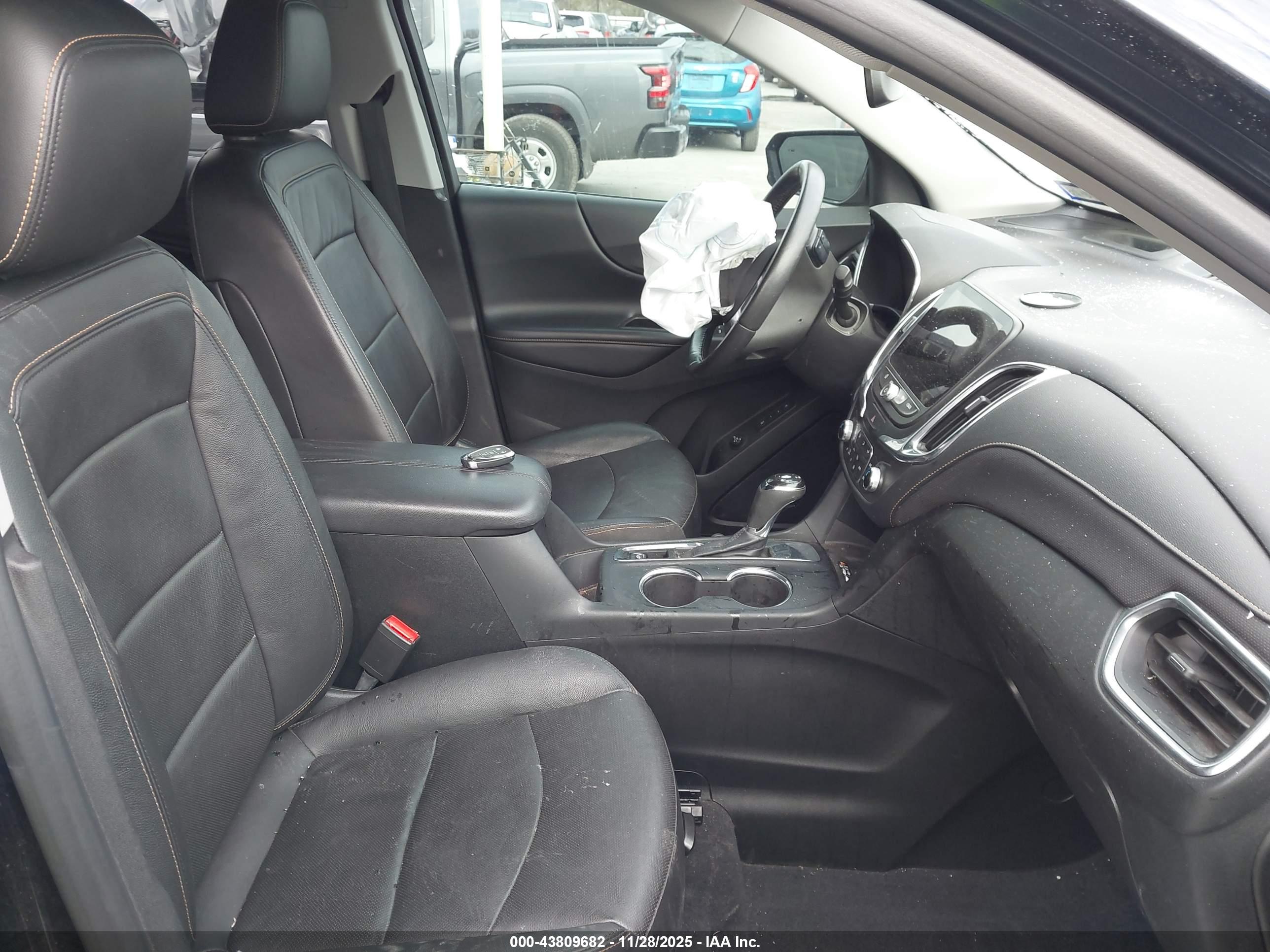 CHEVROLET EQUINOX image 5