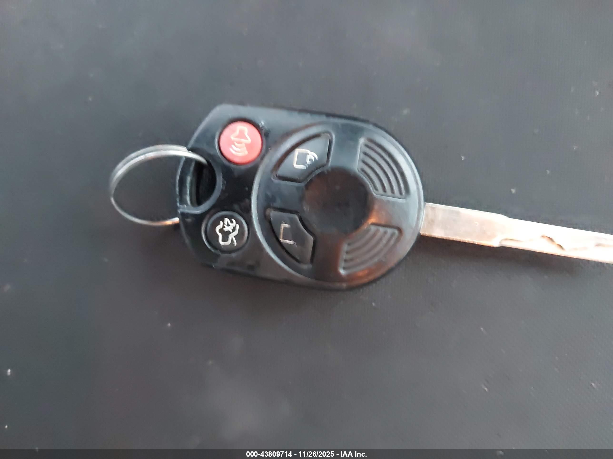 FORD FOCUS image 11