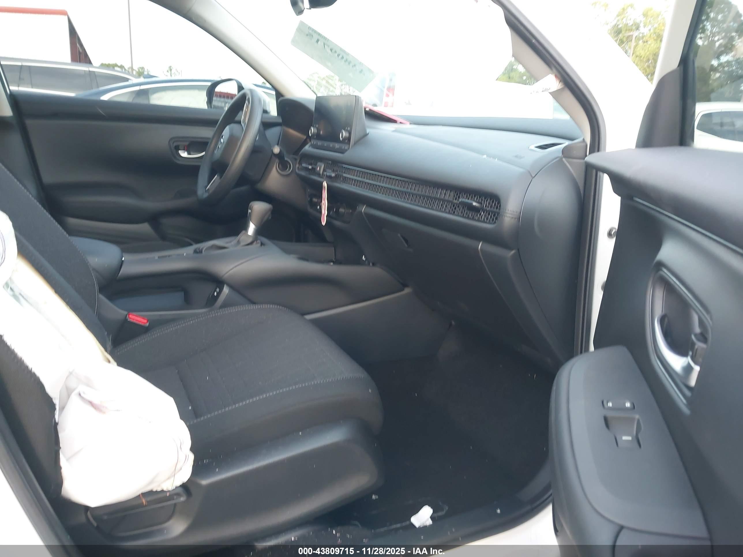 HONDA HR-V image 5