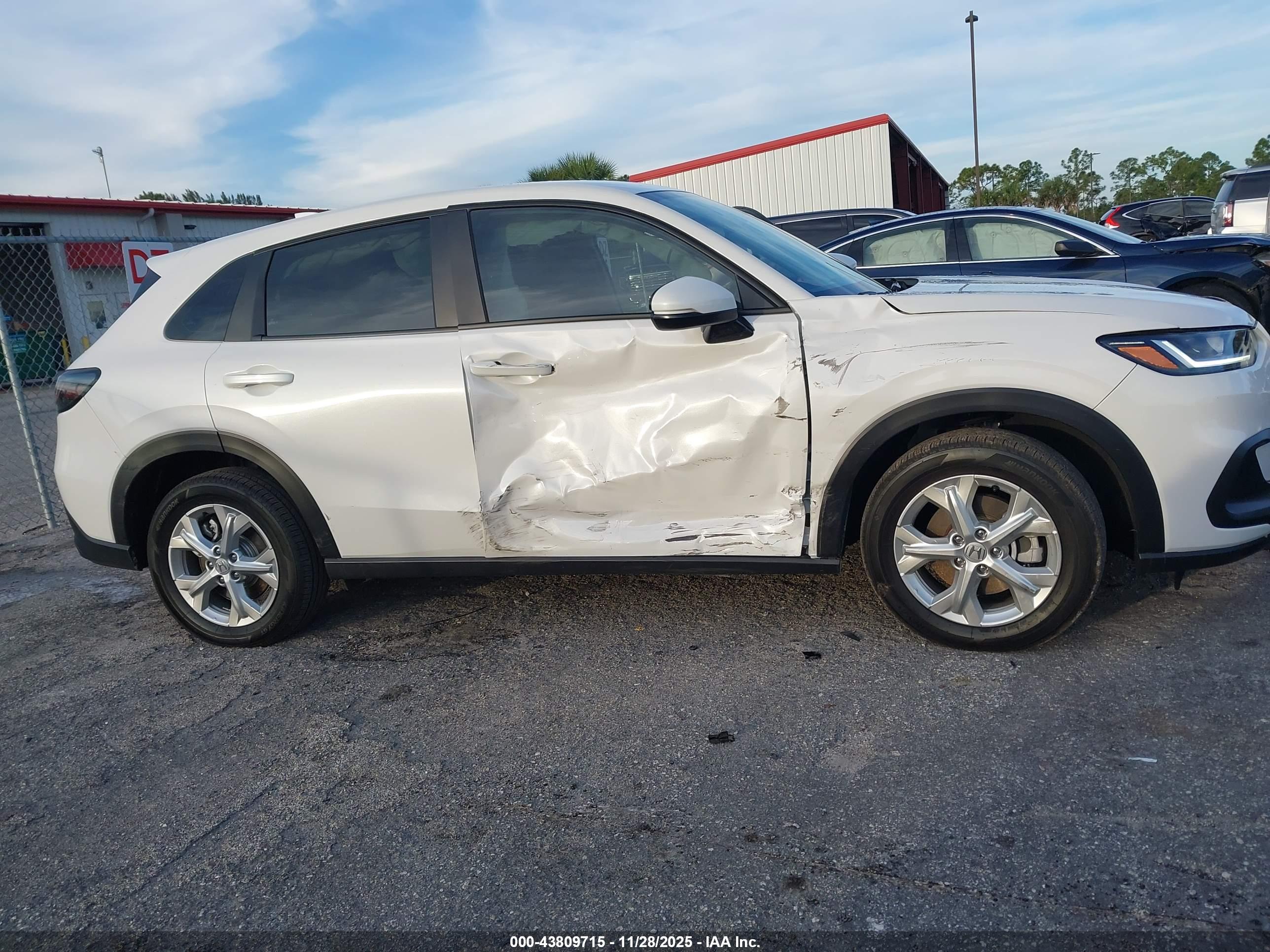 HONDA HR-V image 6