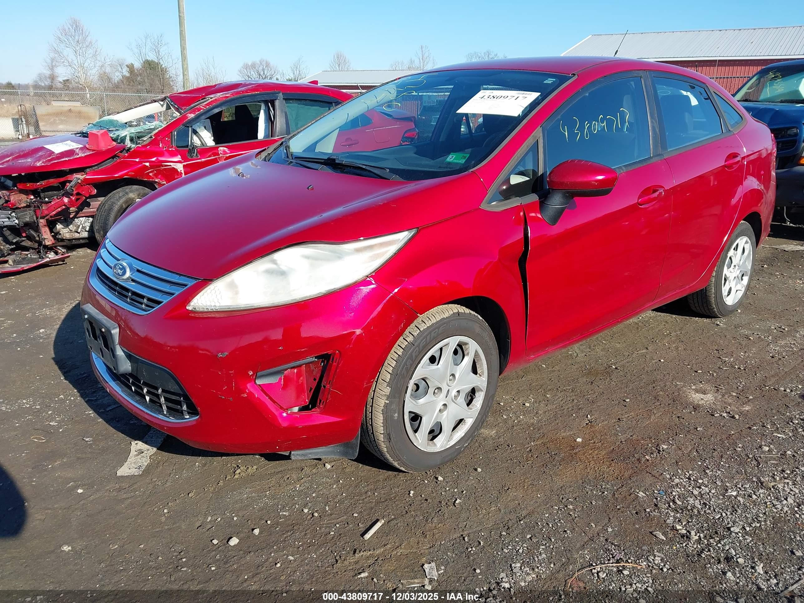 FORD FIESTA image 6