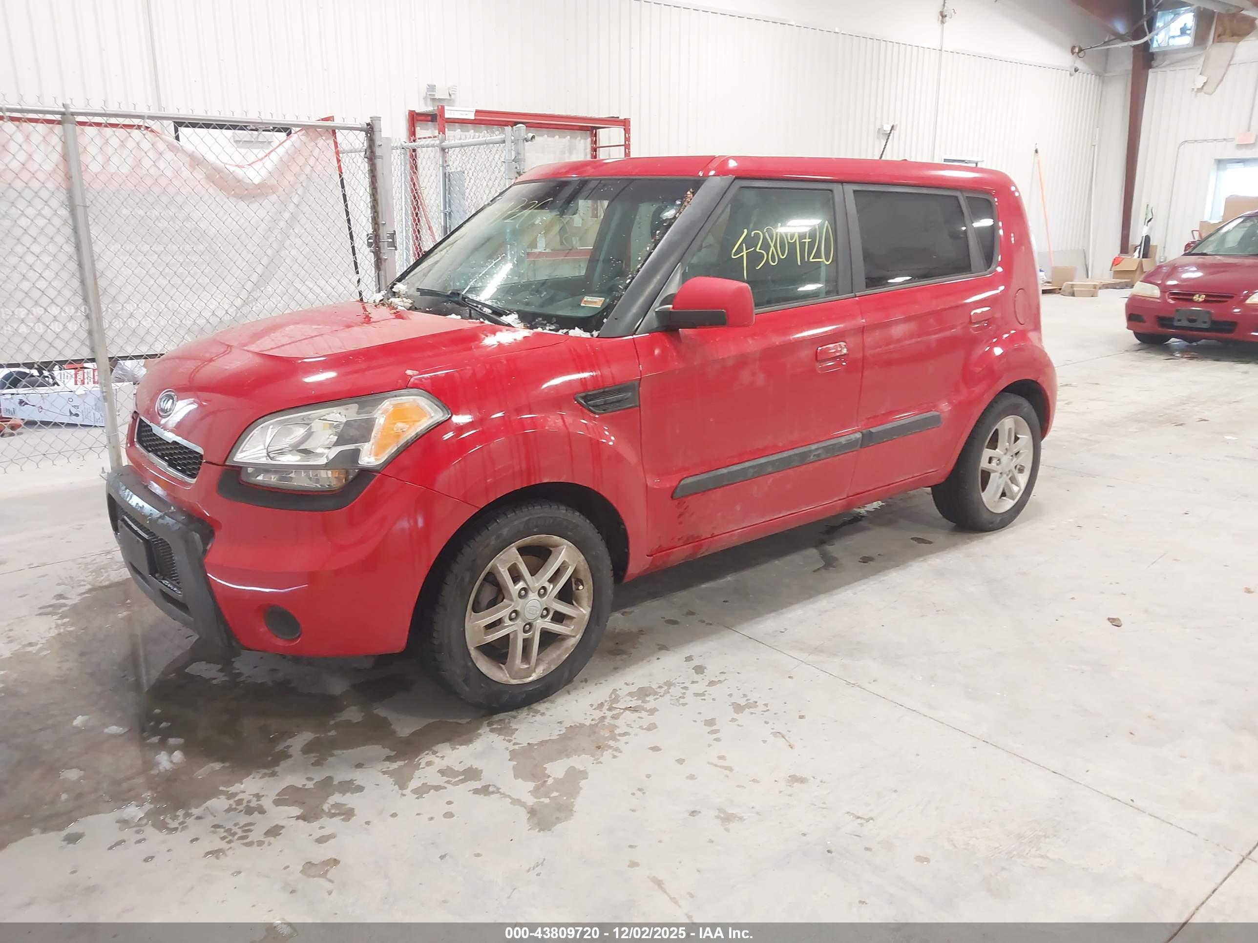 KIA SOUL image 2