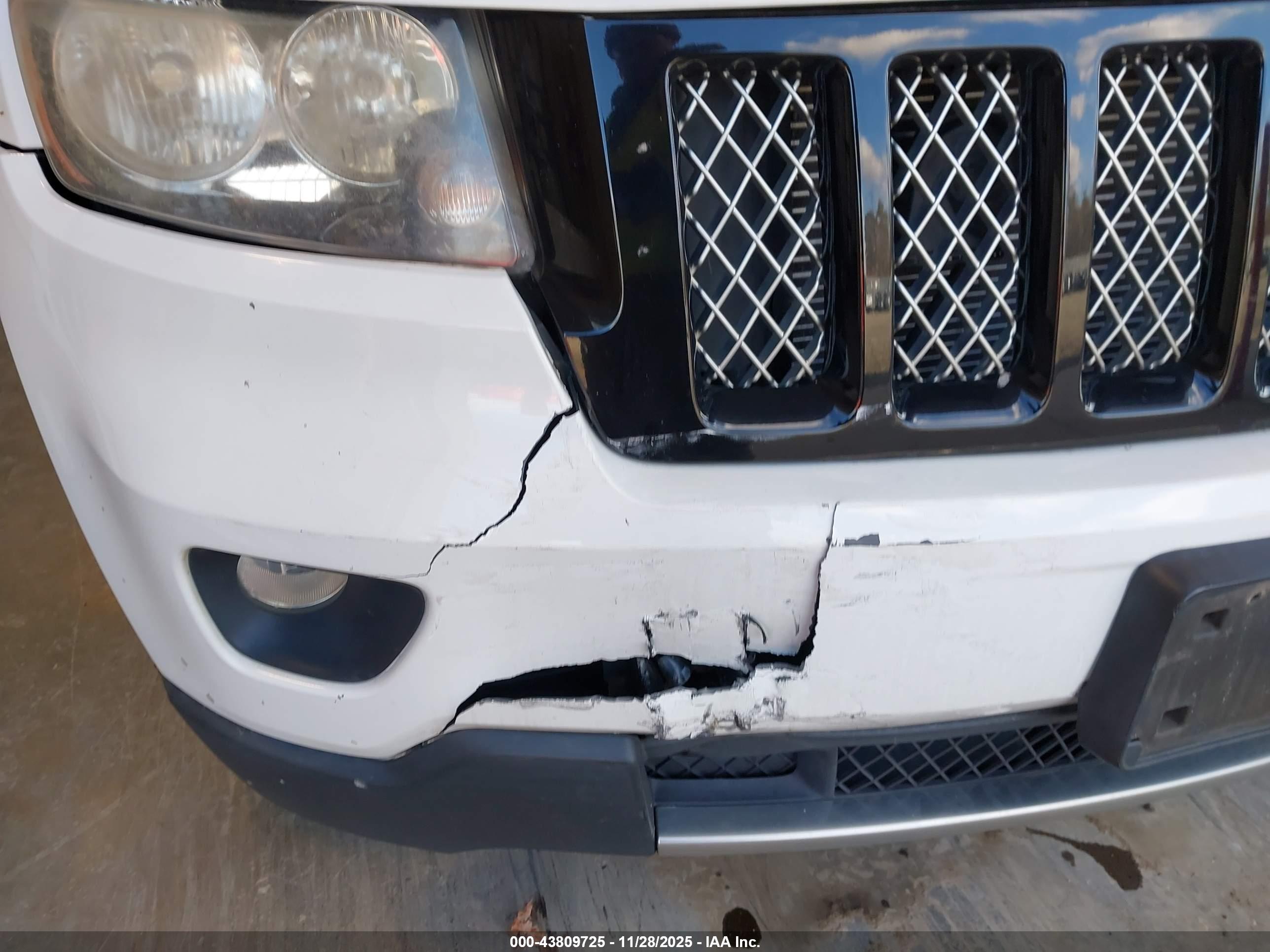 JEEP GRAND image 6
