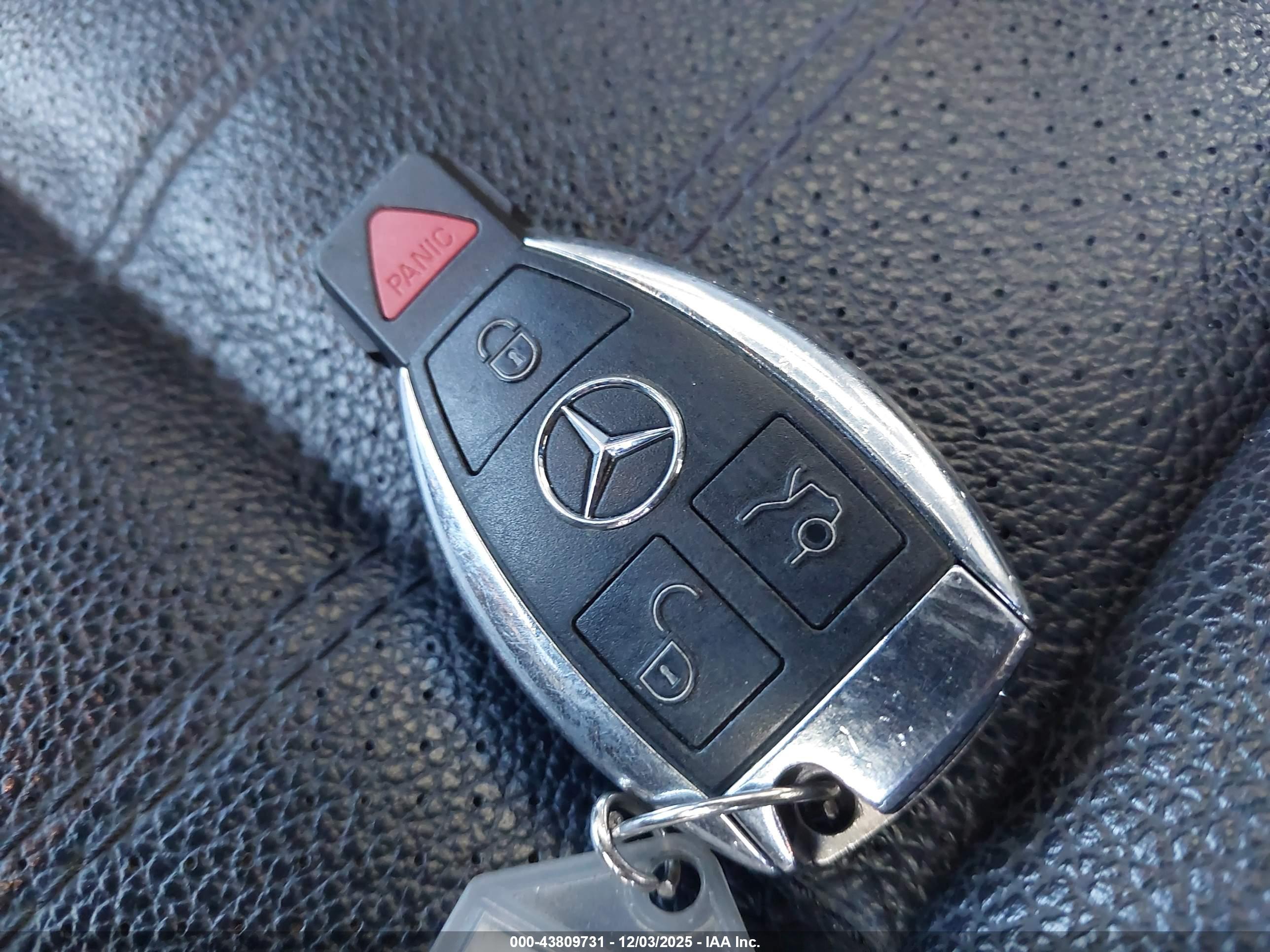 MERCEDES-BENZ GLS image 11