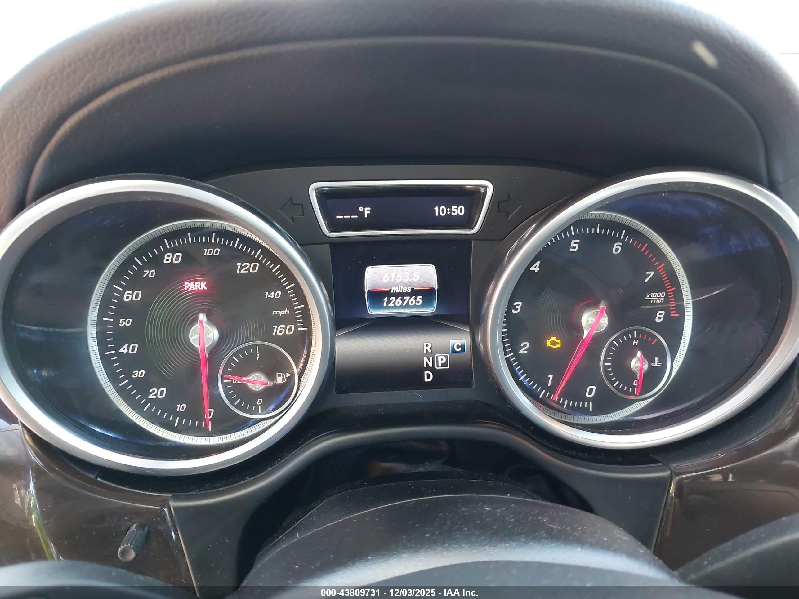 MERCEDES-BENZ GLS image 7