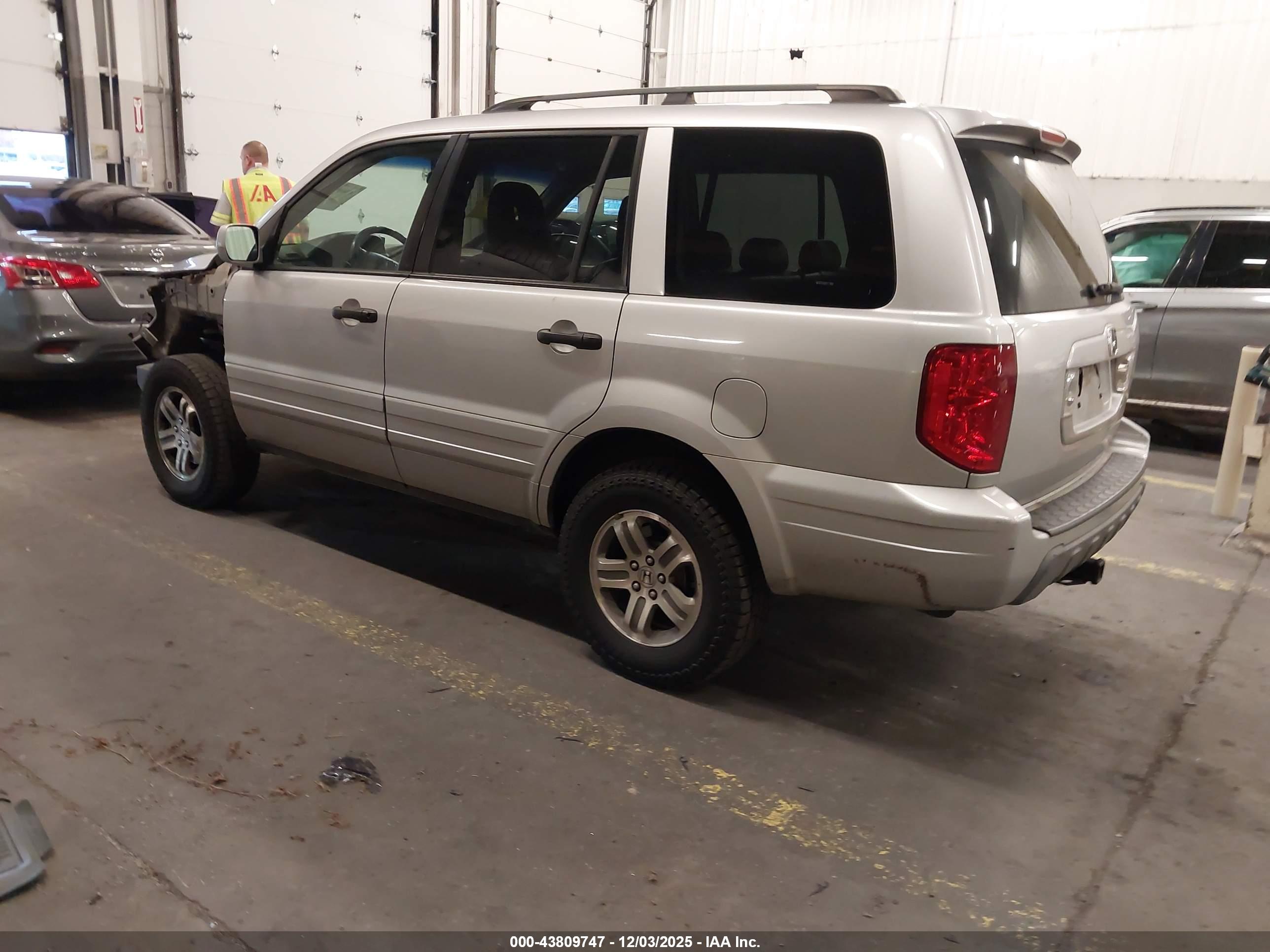 HONDA PILOT image 3