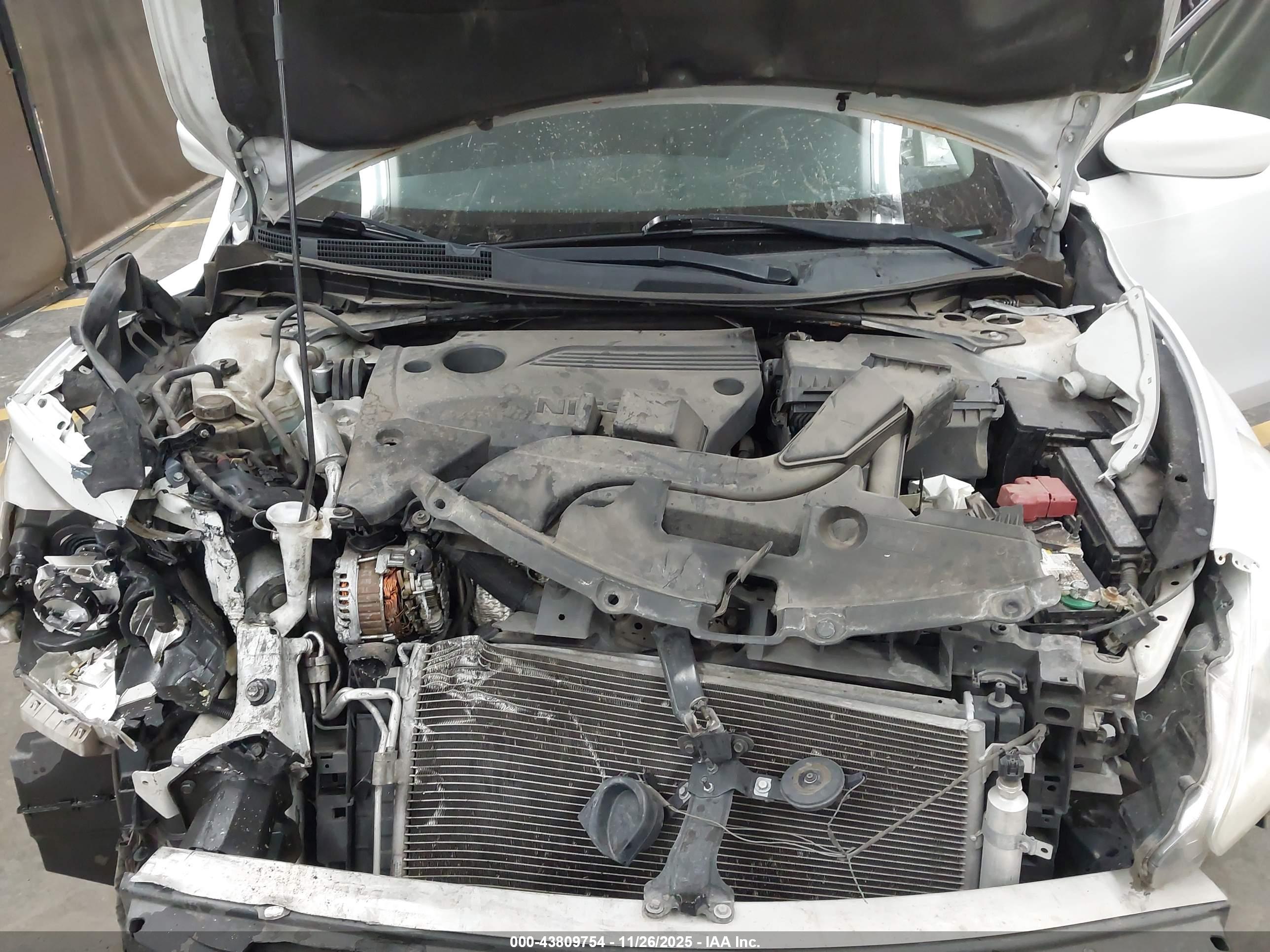 NISSAN ALTIMA image 10