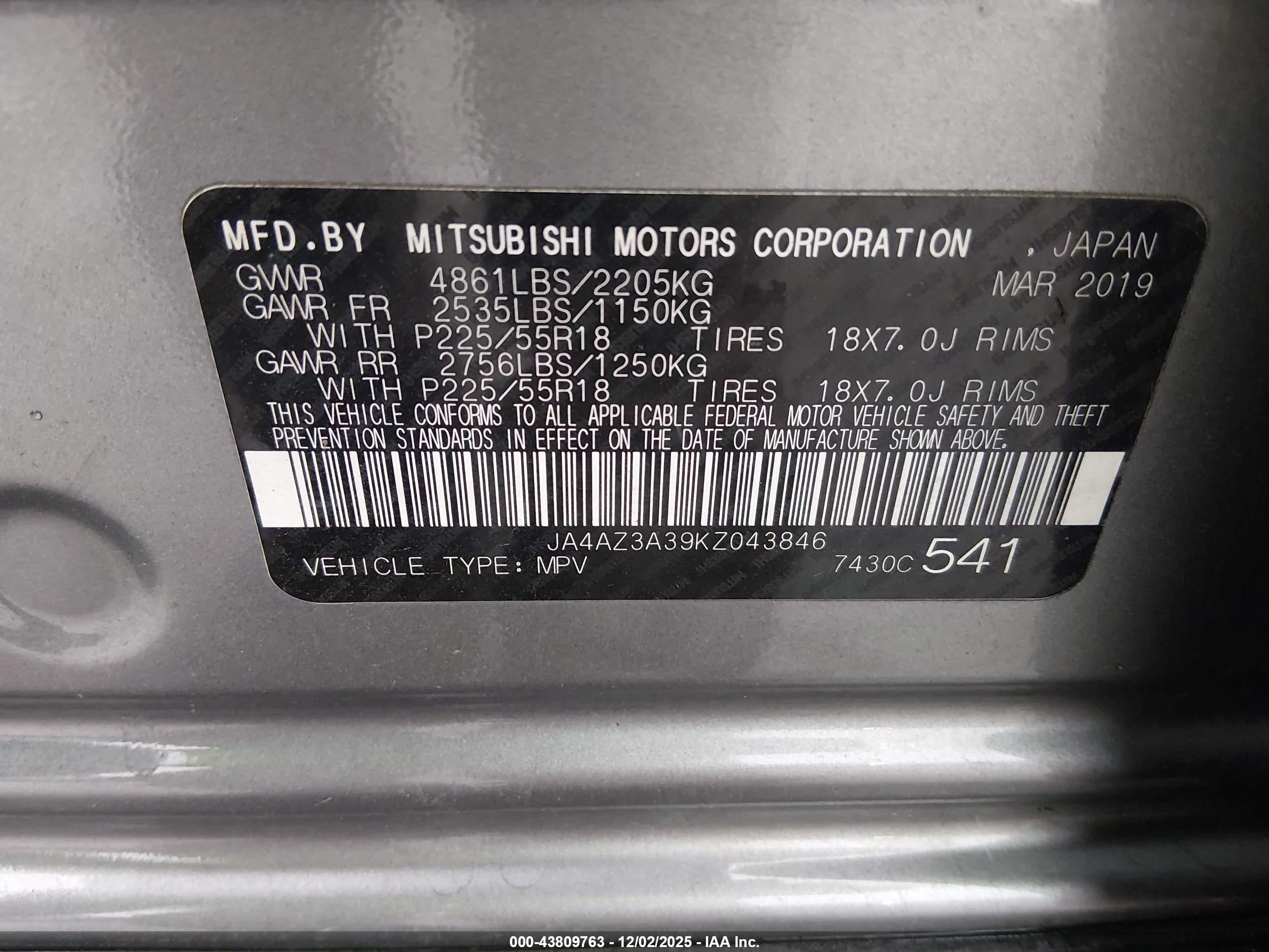 MITSUBISHI OUTLANDER image 9