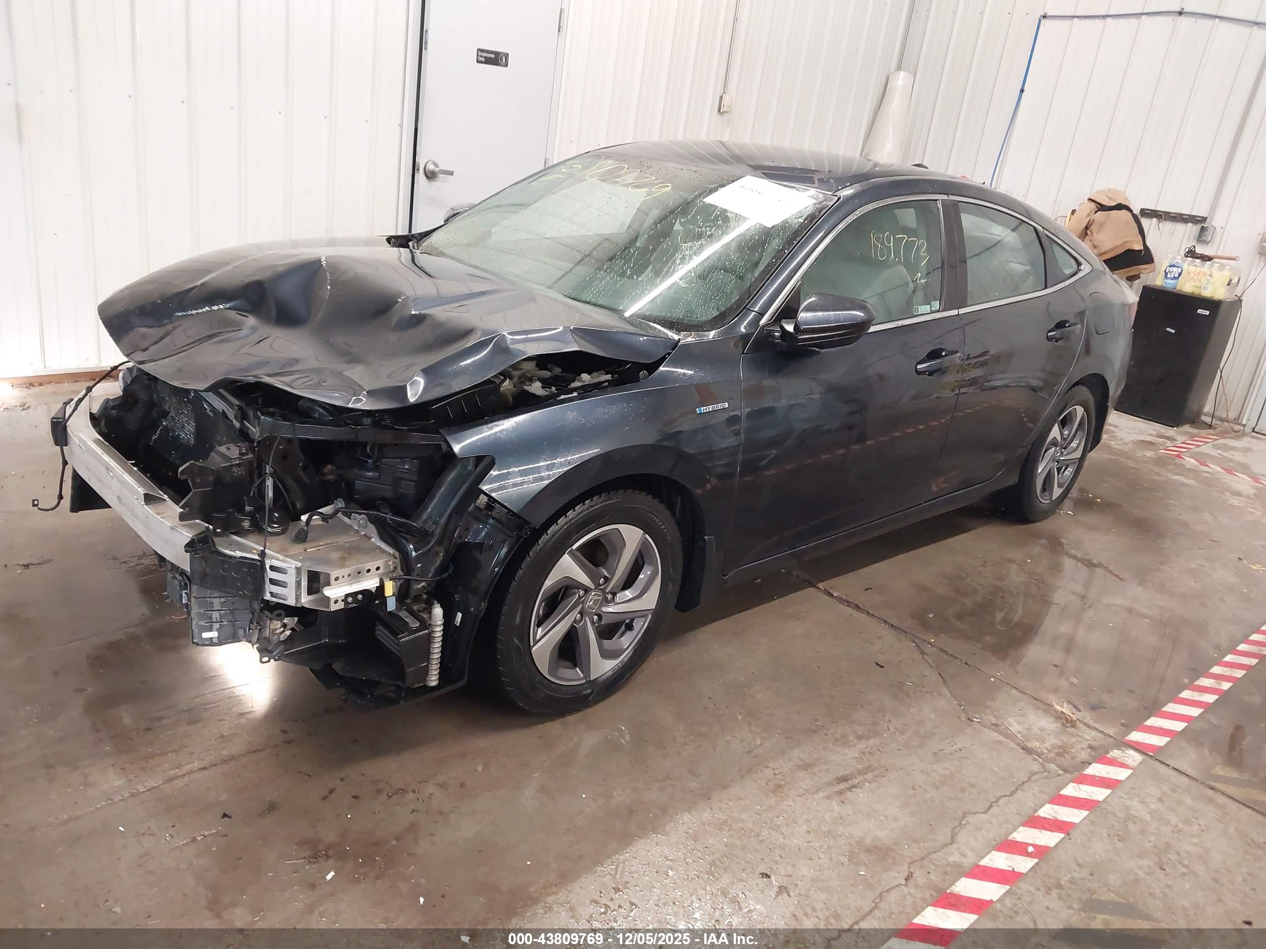HONDA INSIGHT image 2