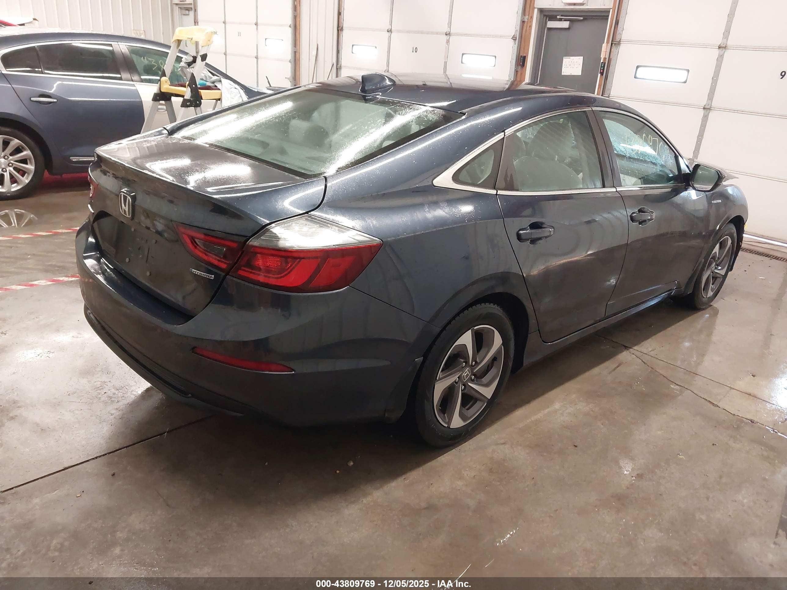 HONDA INSIGHT image 4
