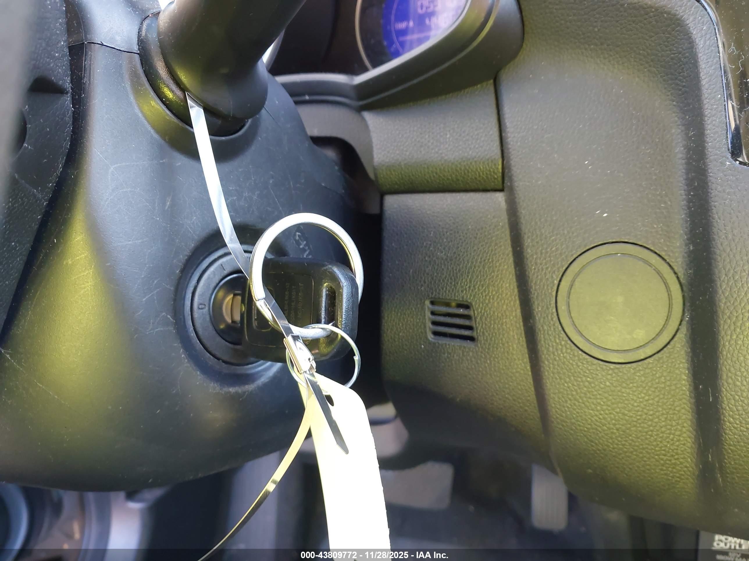 HONDA FIT image 11