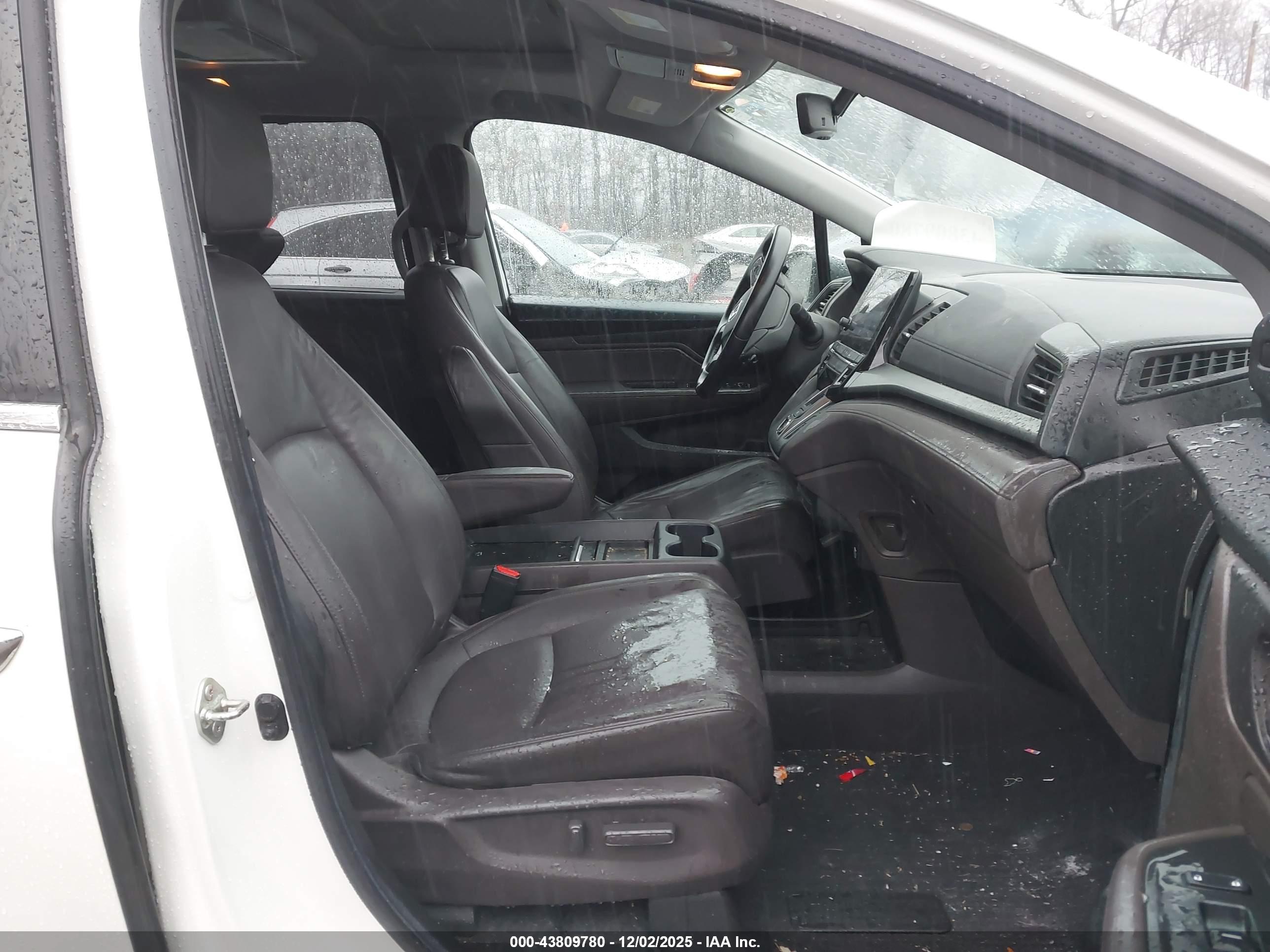 HONDA ODYSSEY image 5