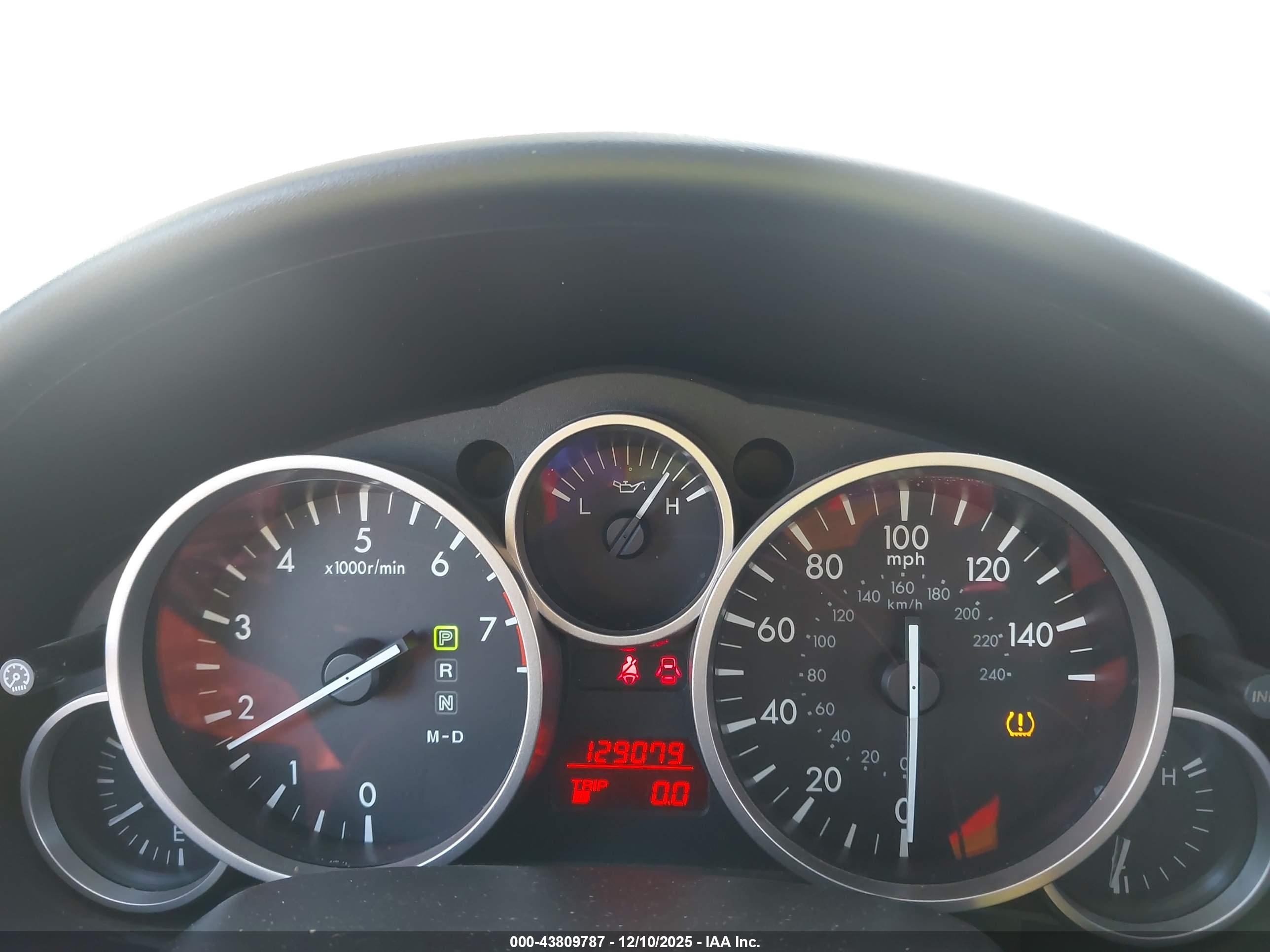MAZDA MX-5 image 7