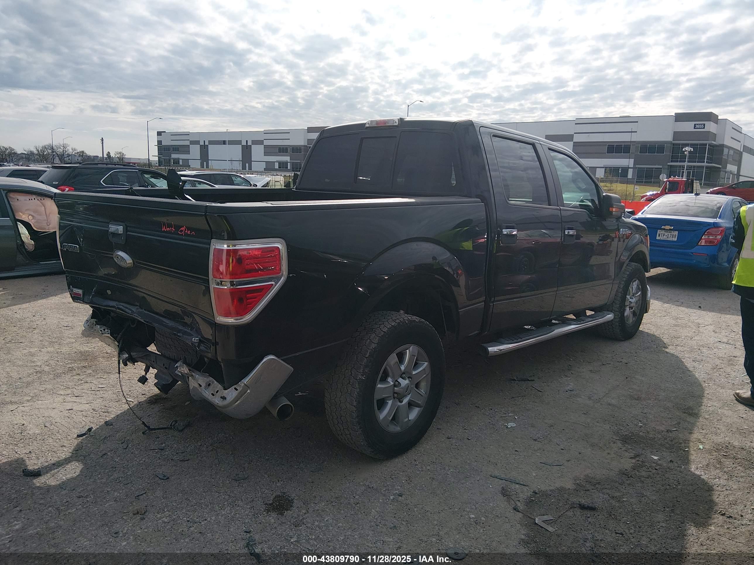 FORD F-150 image 4