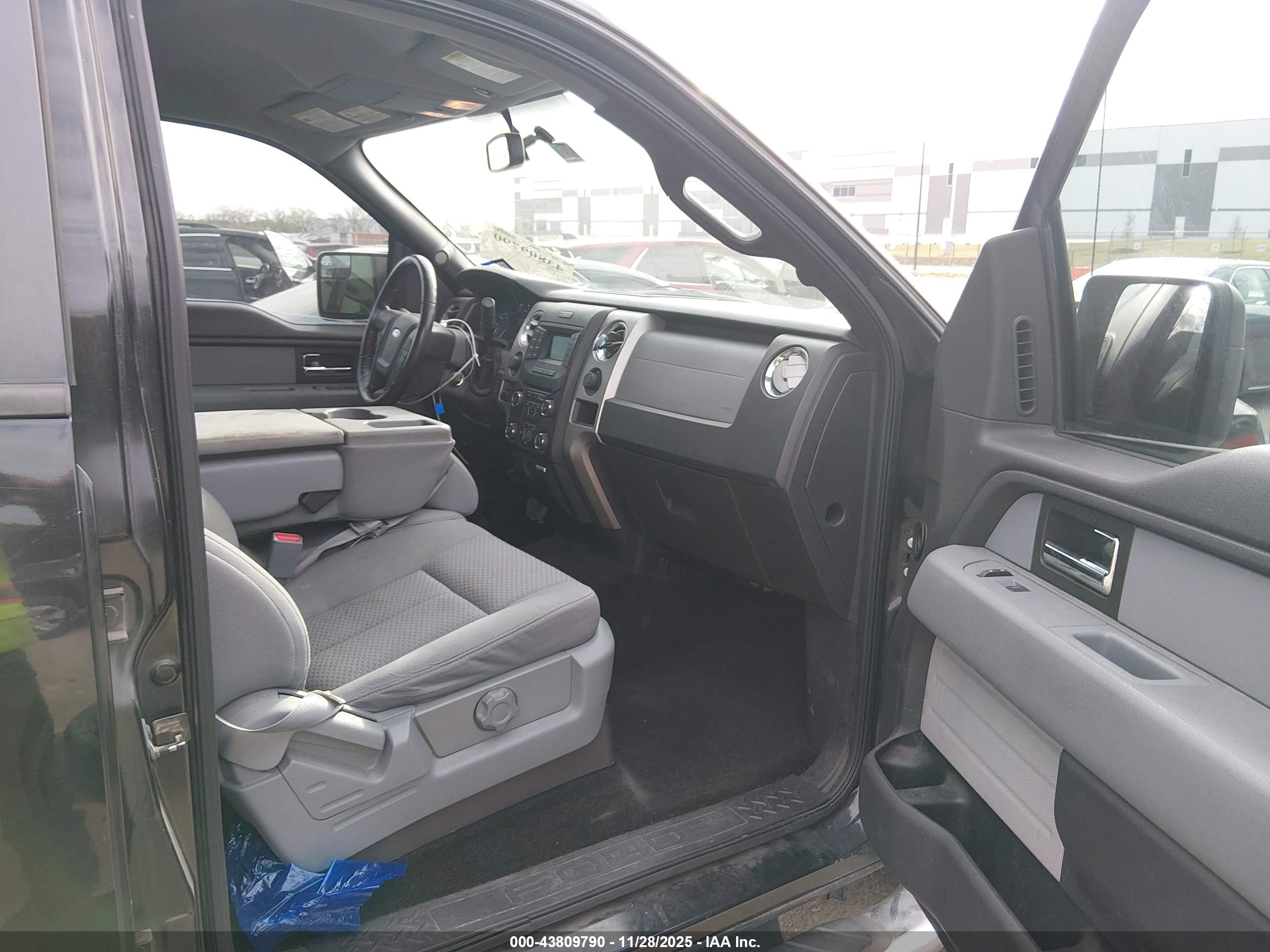 FORD F-150 image 5