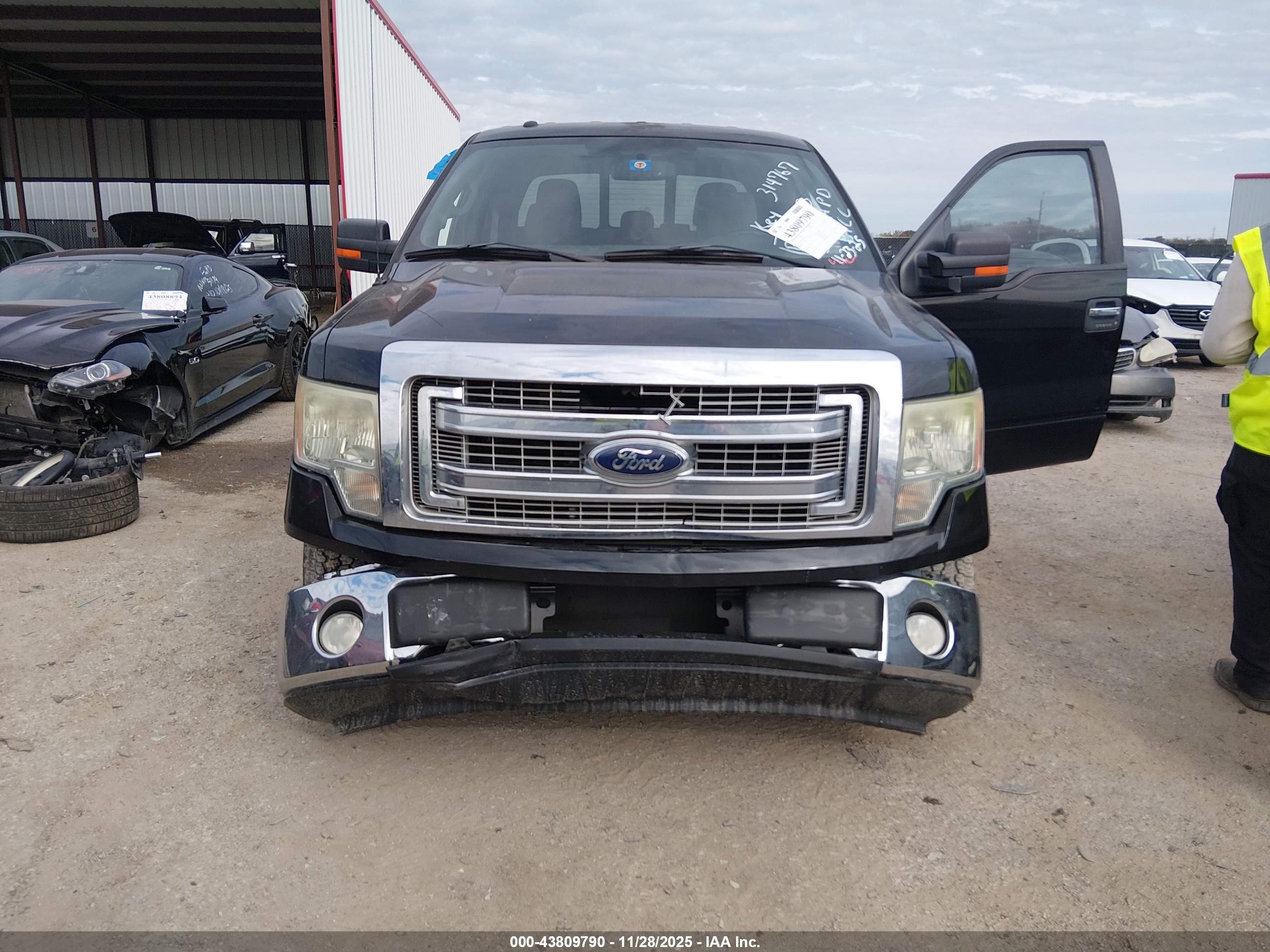FORD F-150 image 6