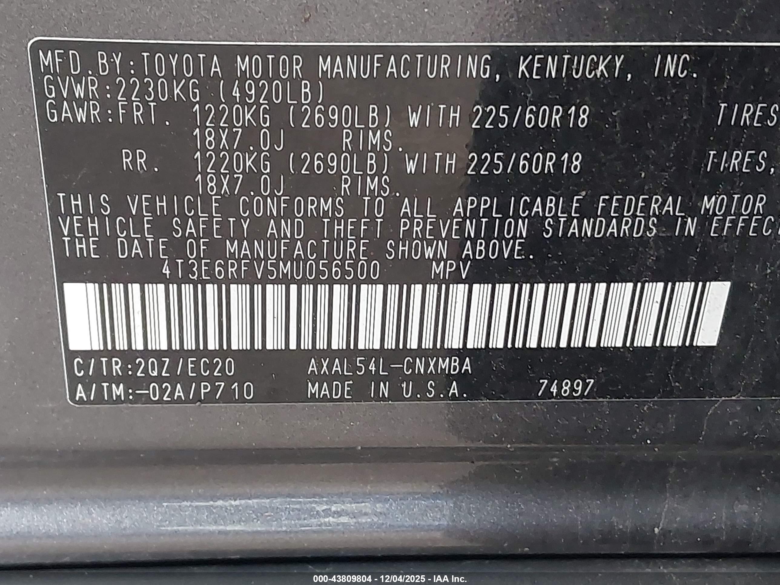 TOYOTA RAV4 image 9