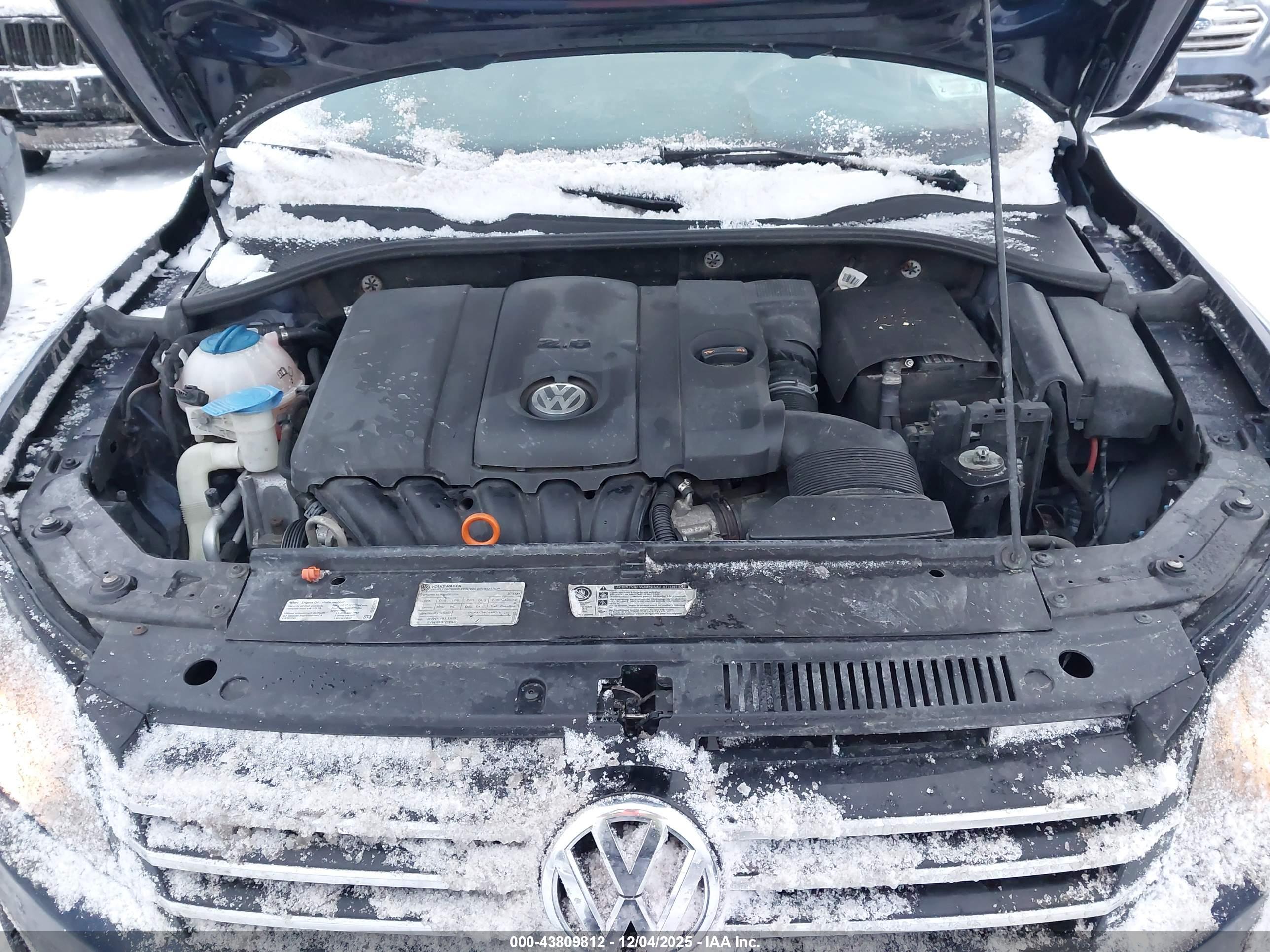 VOLKSWAGEN PASSAT image 10