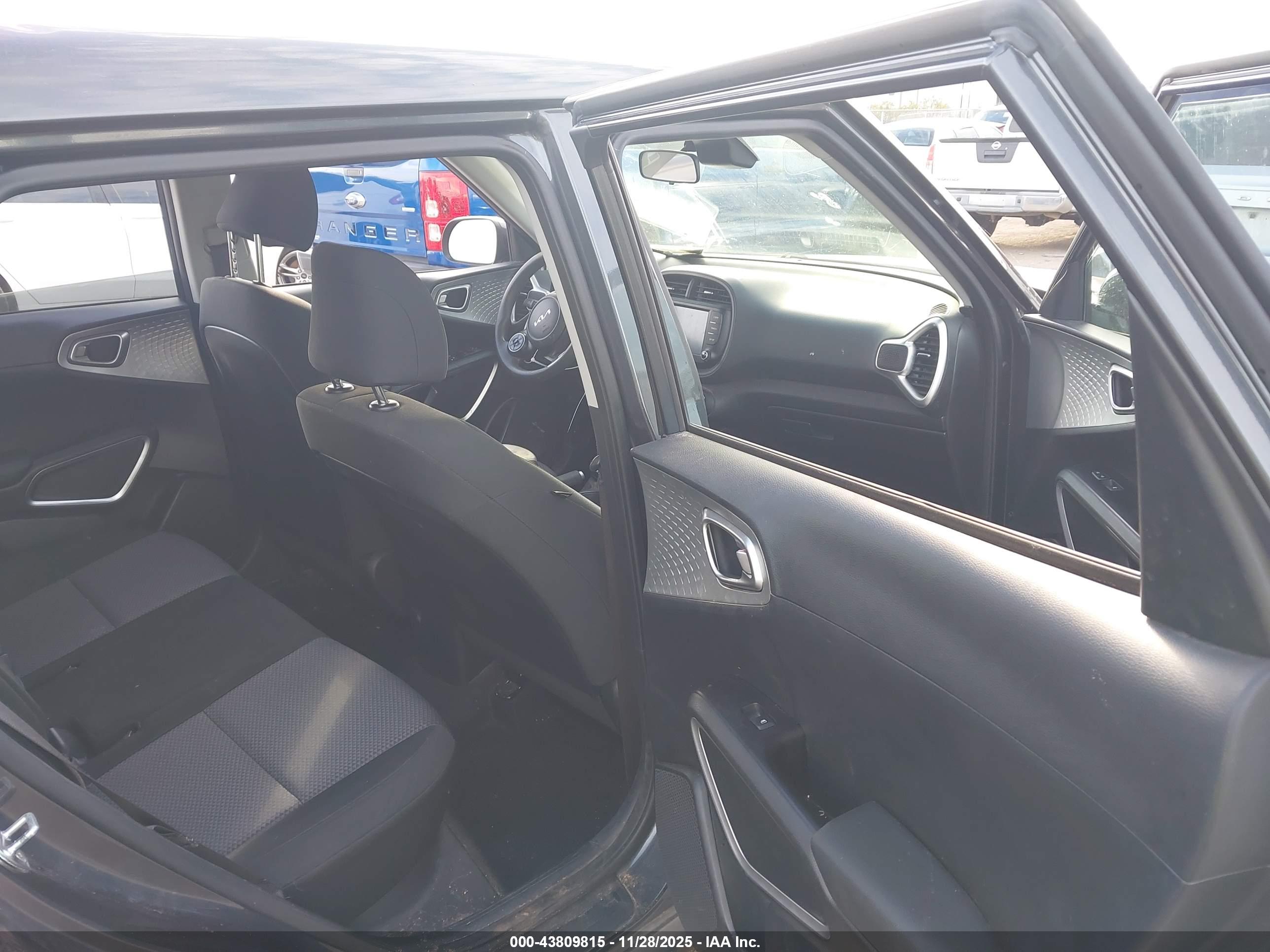 KIA SOUL image 8